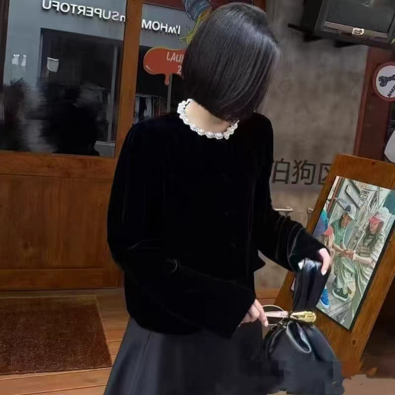 Elegant Black Velvet Top with Pearl Embellished Collar - Autumn 2025 2 a1755679191774 6745