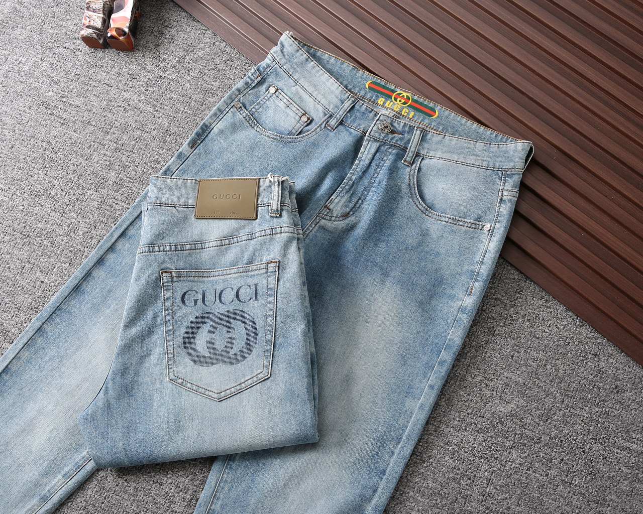 路易威登 Louis Vuitton 高定典藏名品高定成衣时装外套连衣裙衬衫T恤 #EAC2CB25 2