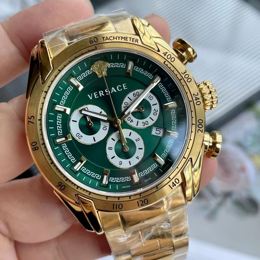 NO:157945,Versace Model VE2100621 Surface diameter 44mm, sapphire mirror, 316 stainless steel case, one watch and one code without repeating., versace19860909范思哲 型号VE2100621 表面直径44mm,蓝宝石镜面,316不锈精钢表壳,一表一码不重复的.,,versace,Watch