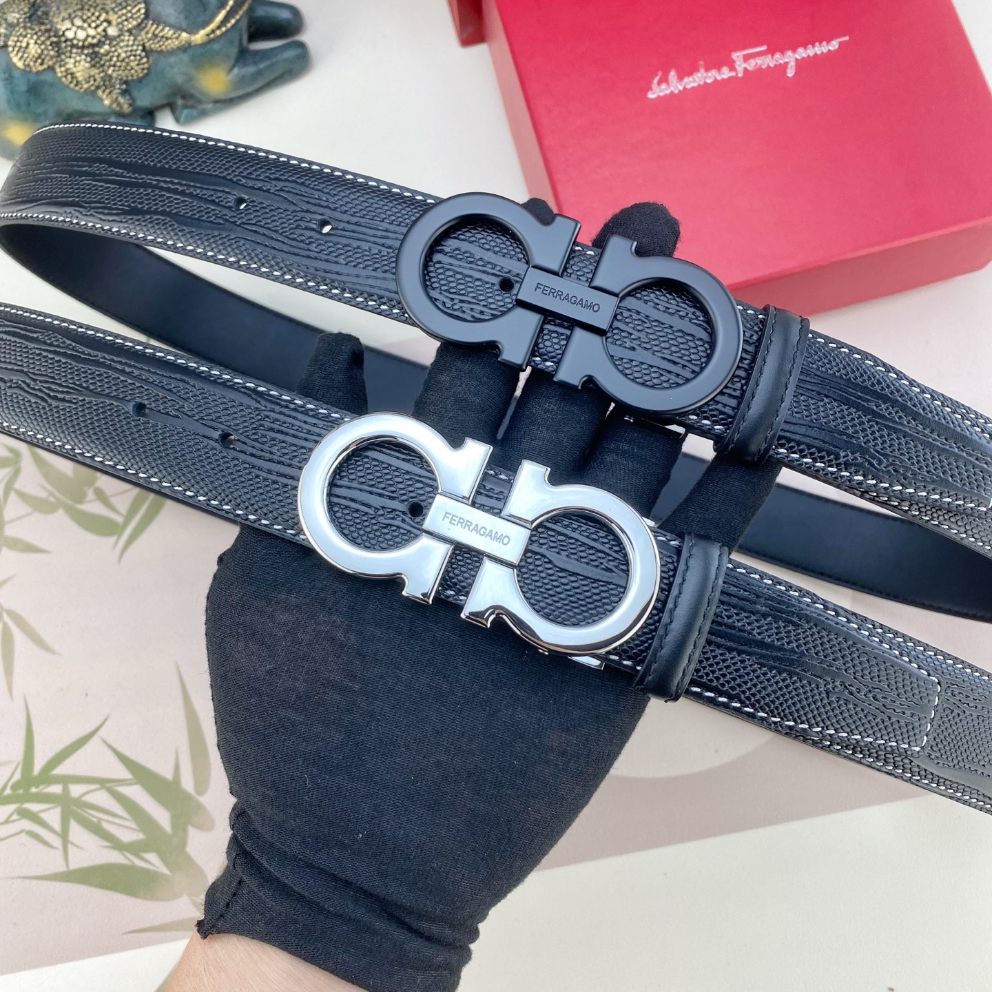 菲拉格慕💕 特种皮腰带系列 ，原厂五金精品不锈钢扣，手感柔软舒适 宽3.5CM。
