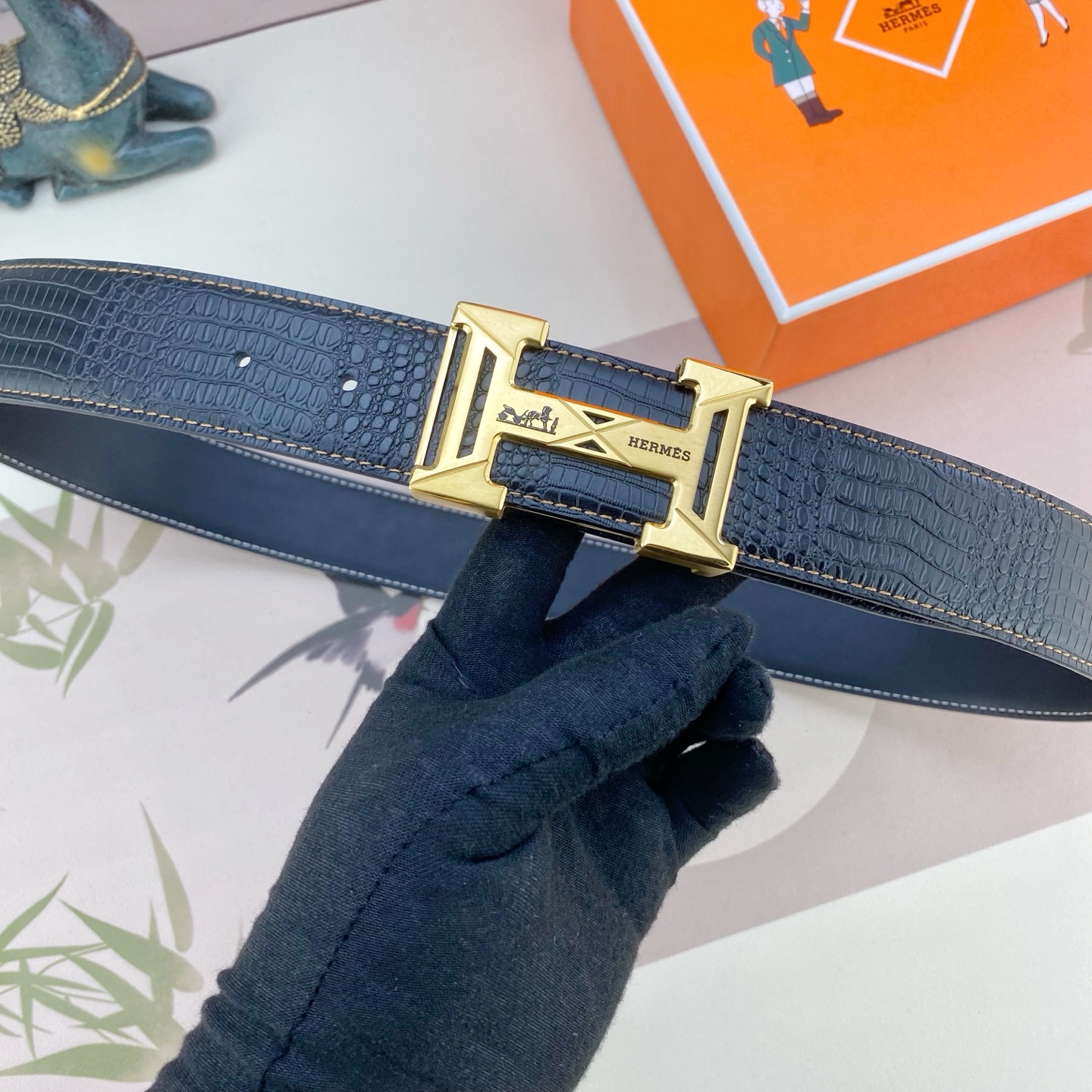 爱马仕💕 特种皮腰带系列 ，原厂五金精品不锈钢扣，手感柔软舒适 宽3.8CM。