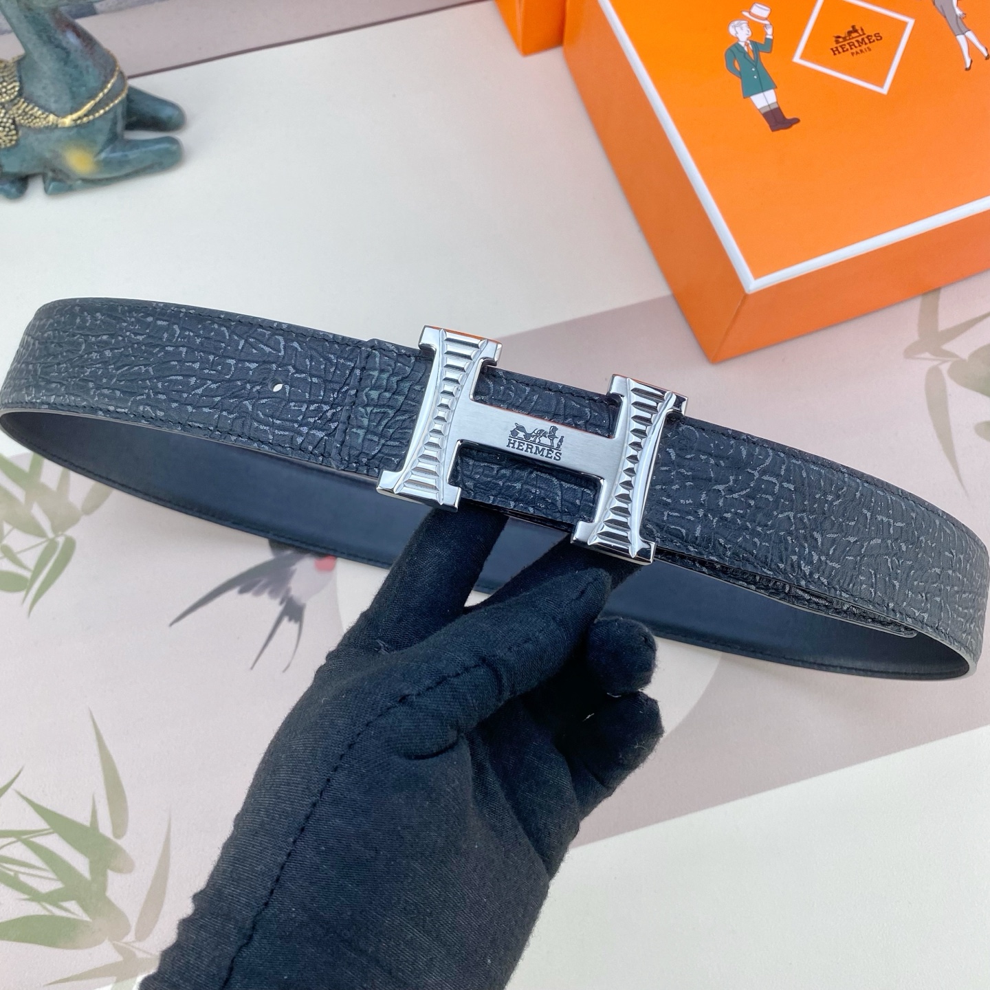 爱马仕💕 特种皮腰带系列 ，原厂五金精品不锈钢扣，手感柔软舒适 宽3.8CM。