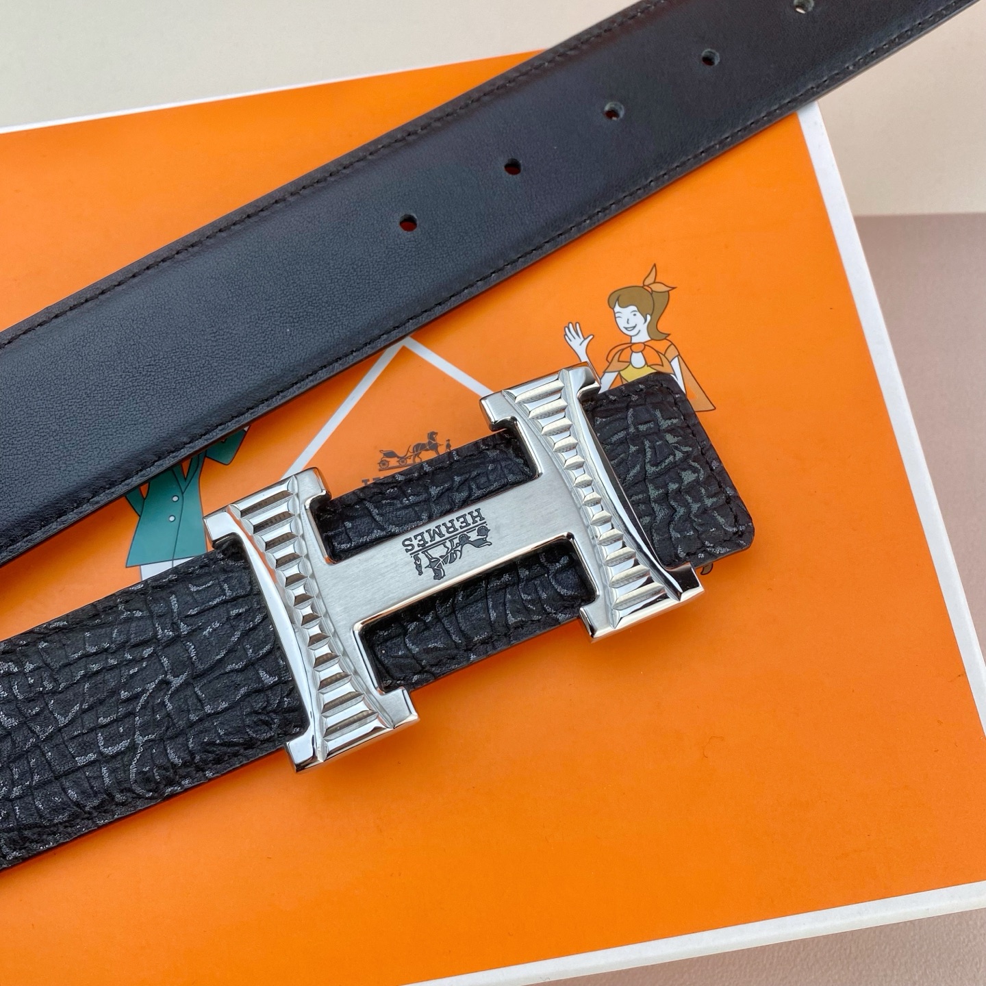 爱马仕💕 特种皮腰带系列 ，原厂五金精品不锈钢扣，手感柔软舒适 宽3.8CM。