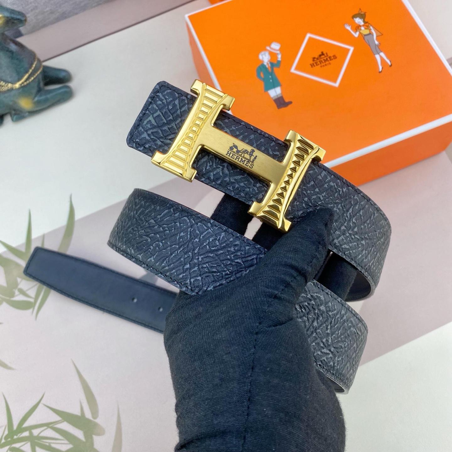 爱马仕💕 特种皮腰带系列 ，原厂五金精品不锈钢扣，手感柔软舒适 宽3.8CM。