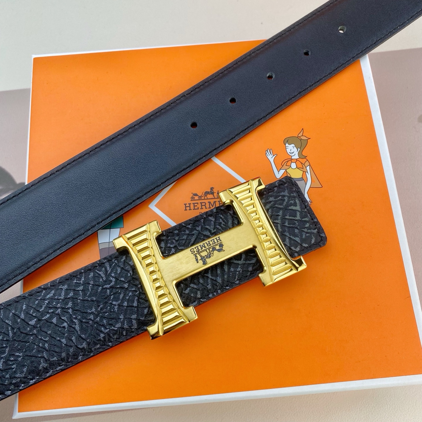 爱马仕💕 特种皮腰带系列 ，原厂五金精品不锈钢扣，手感柔软舒适 宽3.8CM。