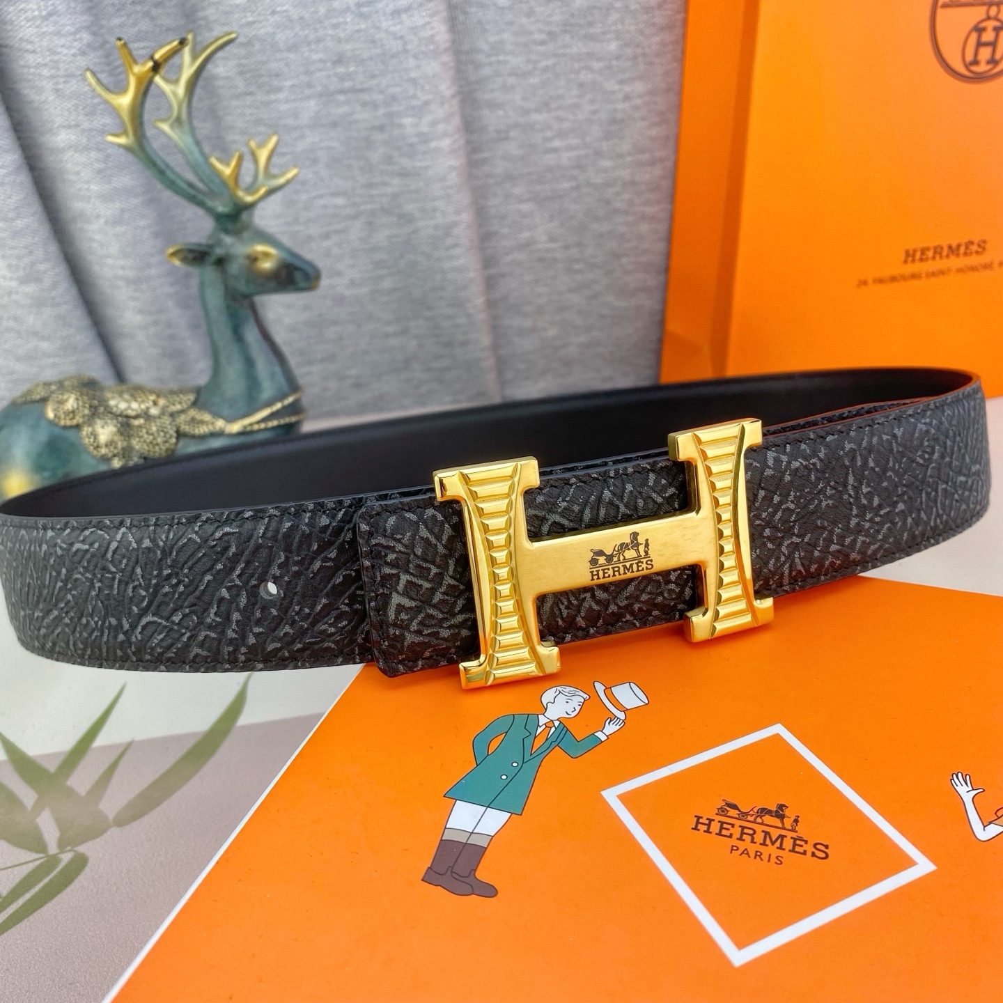 爱马仕💕 特种皮腰带系列 ，原厂五金精品不锈钢扣，手感柔软舒适 宽3.8CM。