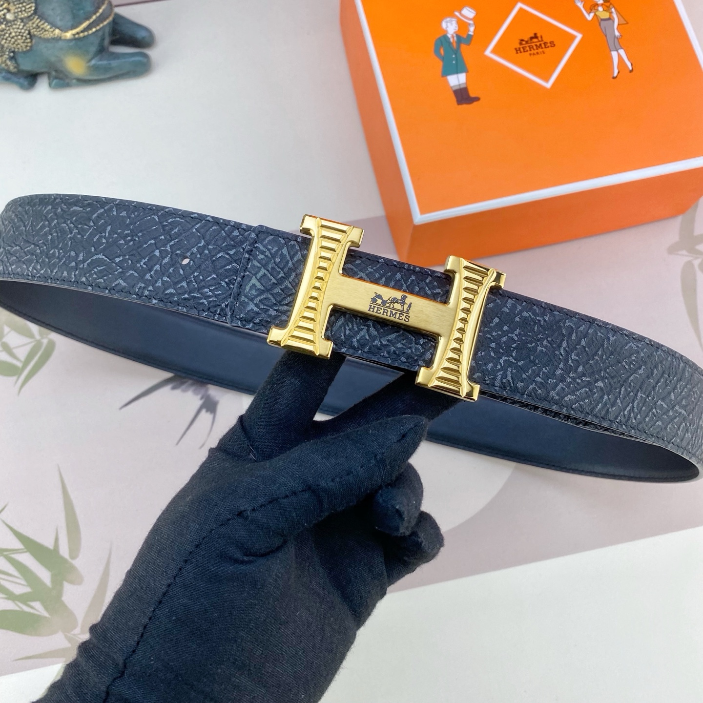 爱马仕💕 特种皮腰带系列 ，原厂五金精品不锈钢扣，手感柔软舒适 宽3.8CM。