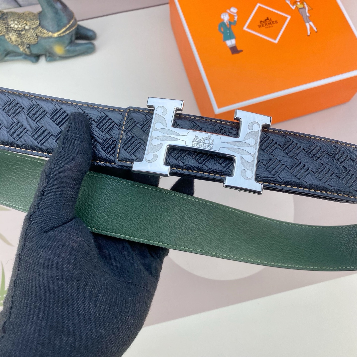 爱马仕💕 特种皮腰带系列 ，原厂五金精品不锈钢扣，手感柔软舒适 宽3.8CM。