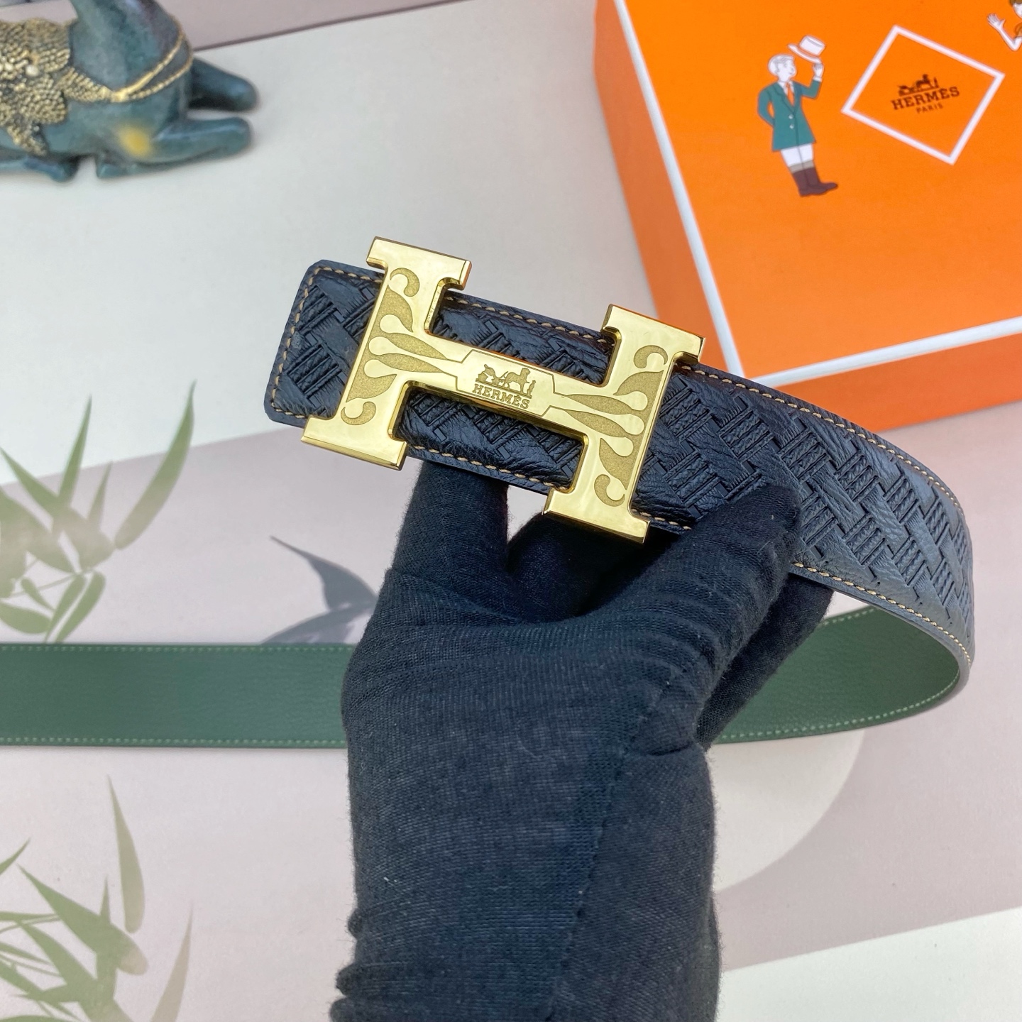 爱马仕💕 特种皮腰带系列 ，原厂五金精品不锈钢扣，手感柔软舒适 宽3.8CM。