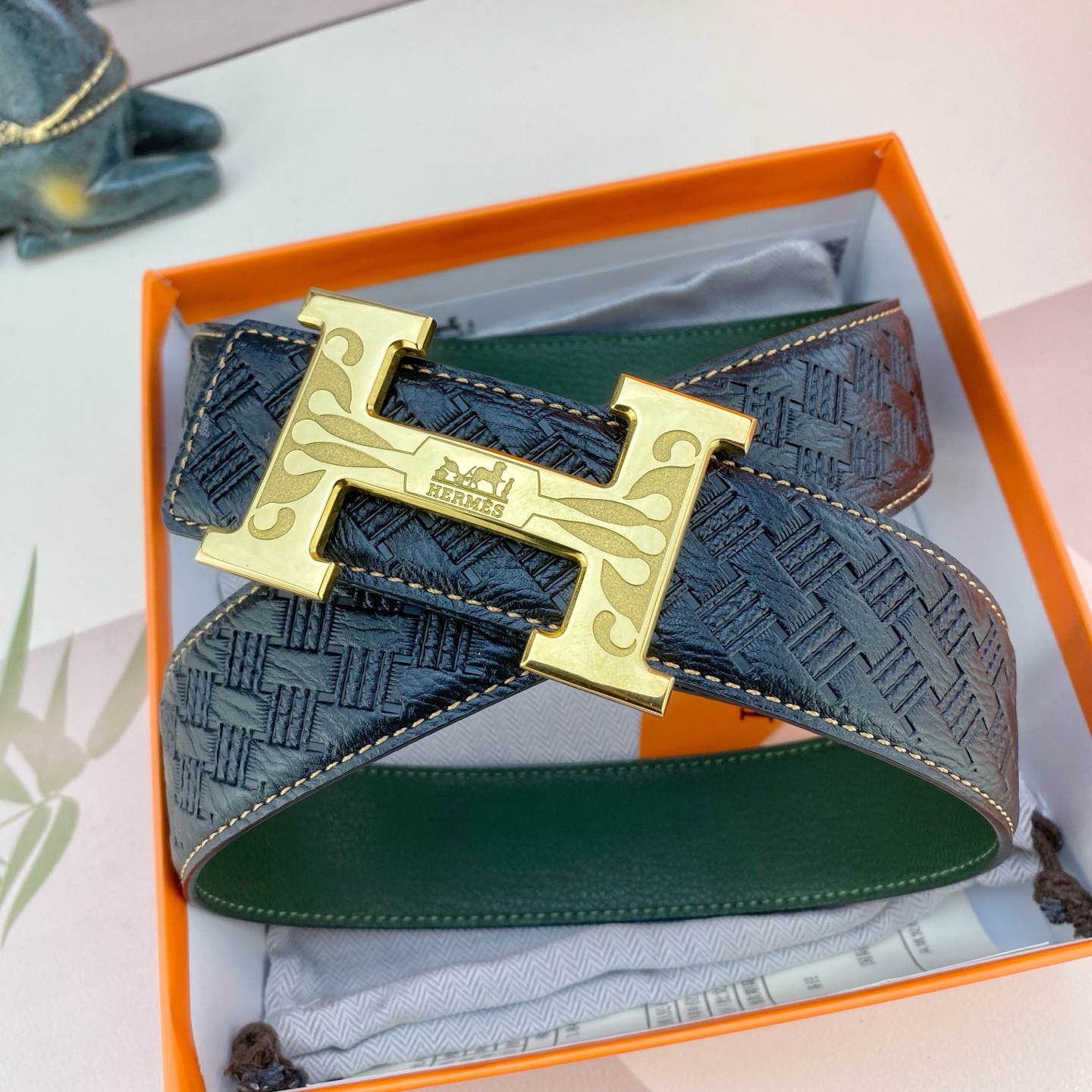 爱马仕💕 特种皮腰带系列 ，原厂五金精品不锈钢扣，手感柔软舒适 宽3.8CM。