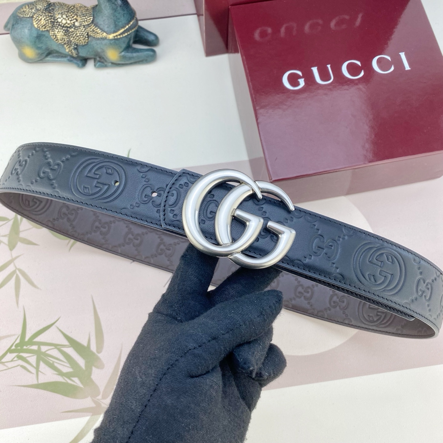 古奇💕 特种皮腰带系列 ，原厂五金精品不锈钢扣，手感柔软舒适 宽3.8CM。