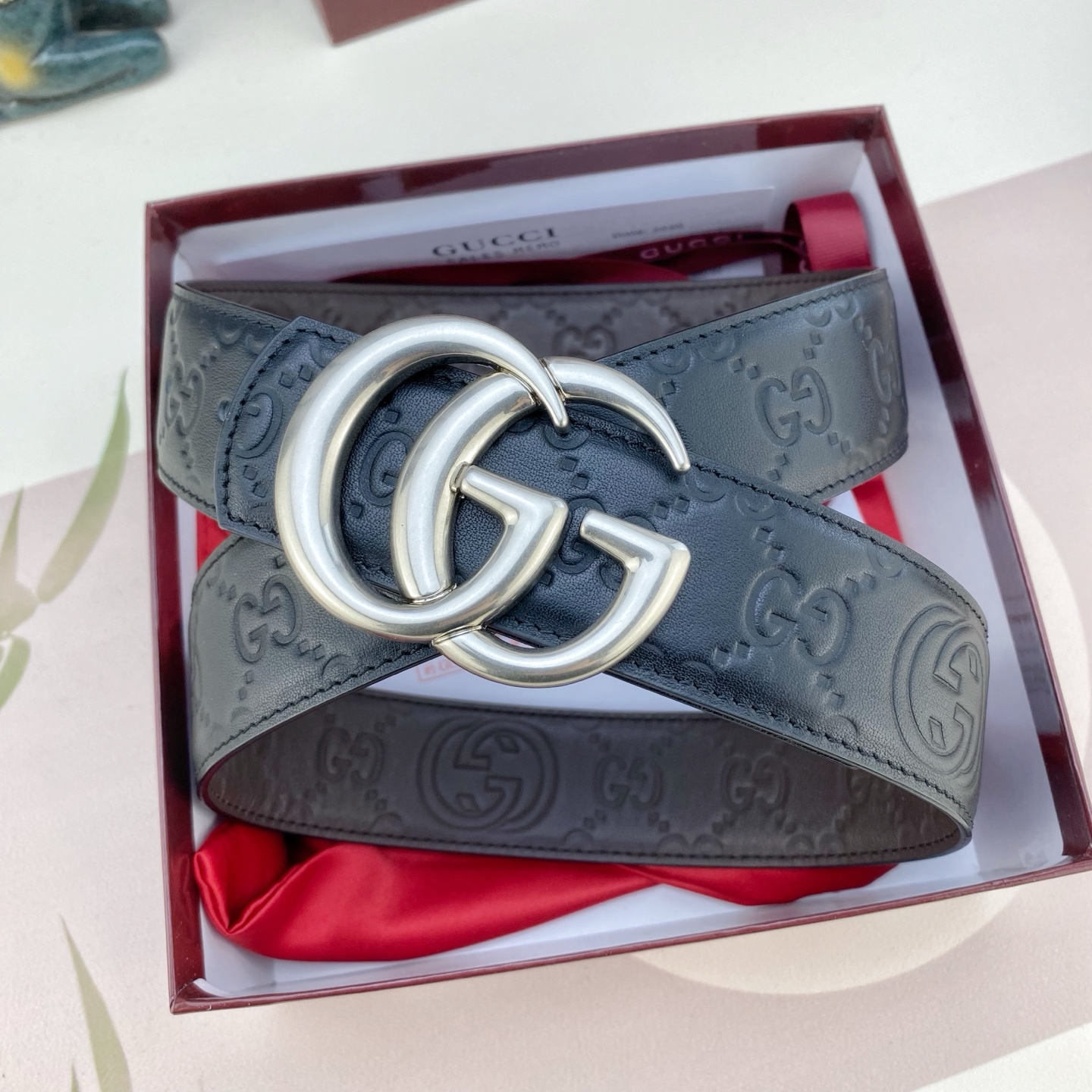 古奇💕 特种皮腰带系列 ，原厂五金精品不锈钢扣，手感柔软舒适 宽3.8CM。