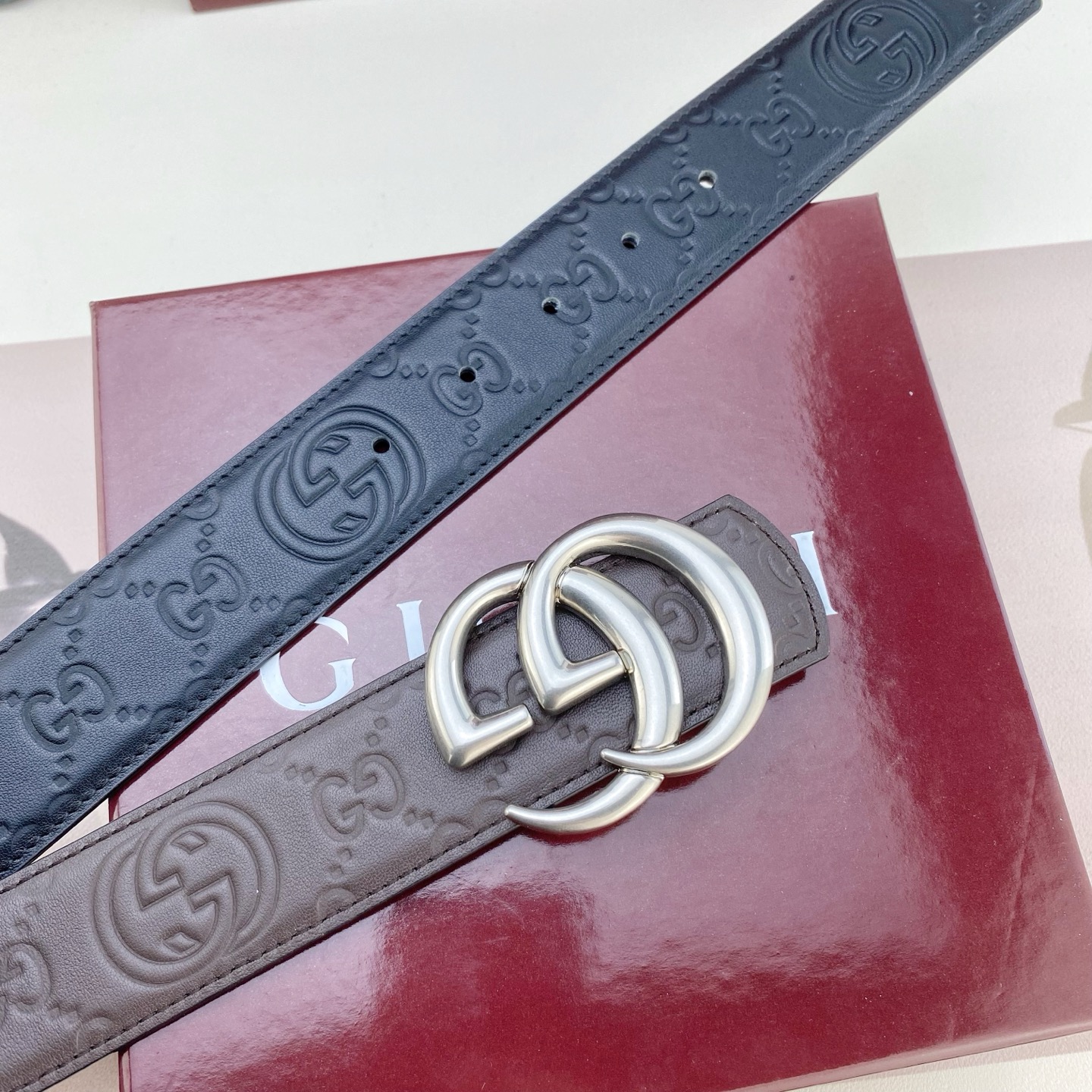 古奇💕 特种皮腰带系列 ，原厂五金精品不锈钢扣，手感柔软舒适 宽3.8CM。