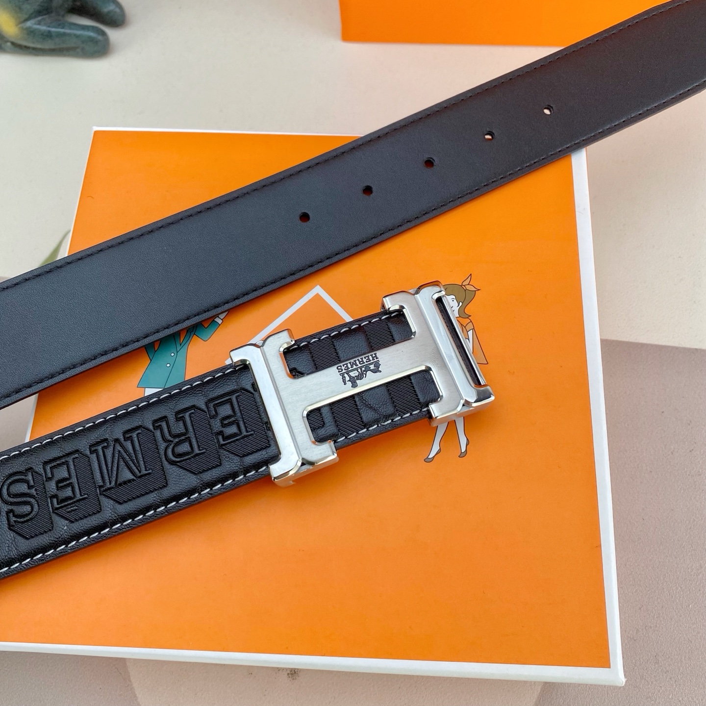 爱马仕💕 特种皮腰带系列 ，原厂五金精品不锈钢扣，手感柔软舒适 宽3.8CM。