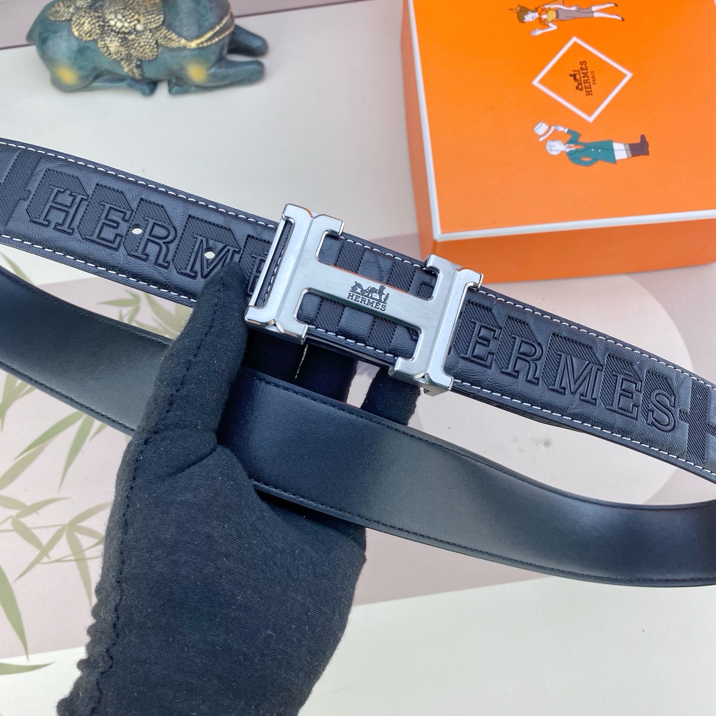 爱马仕💕 特种皮腰带系列 ，原厂五金精品不锈钢扣，手感柔软舒适 宽3.8CM。