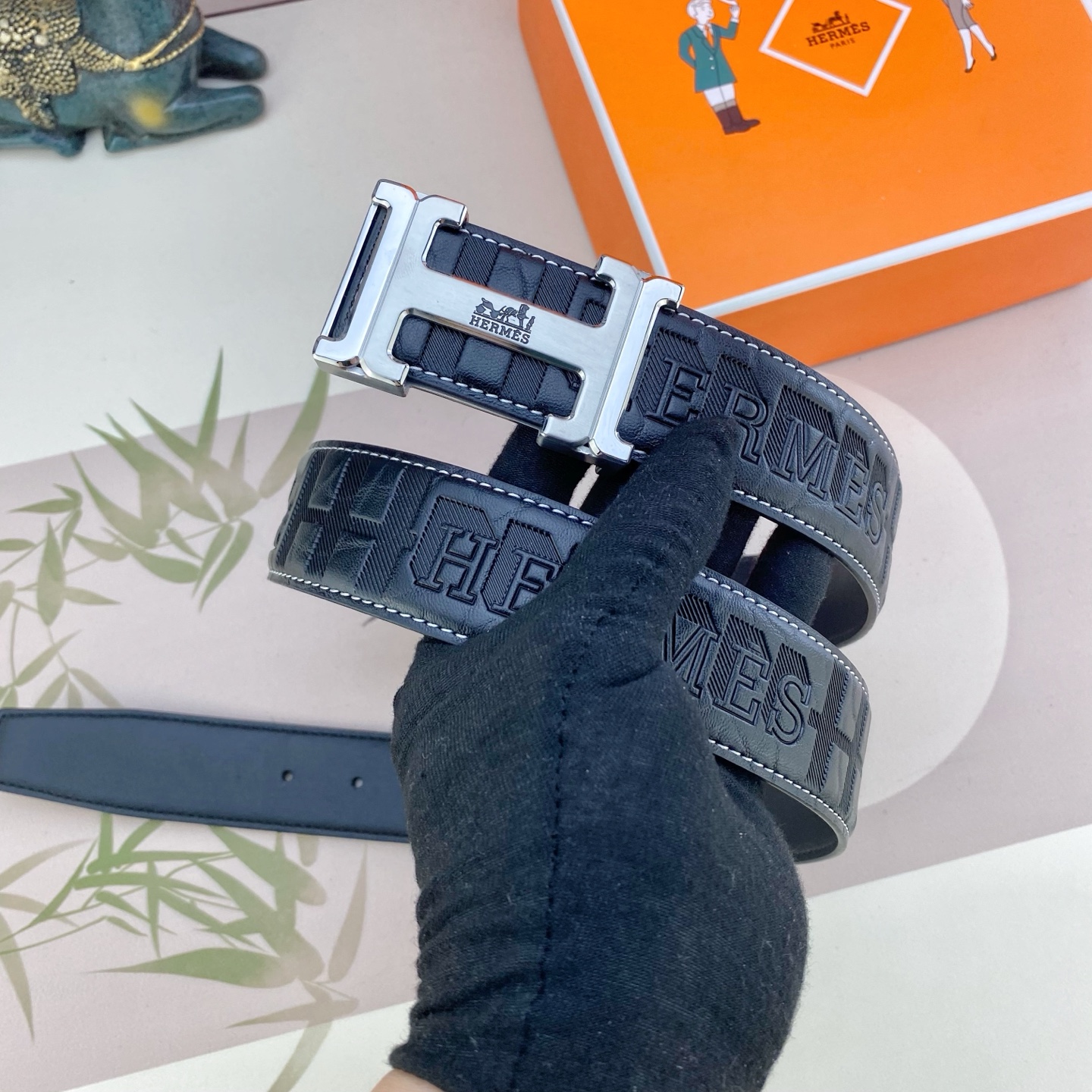 爱马仕💕 特种皮腰带系列 ，原厂五金精品不锈钢扣，手感柔软舒适 宽3.8CM。