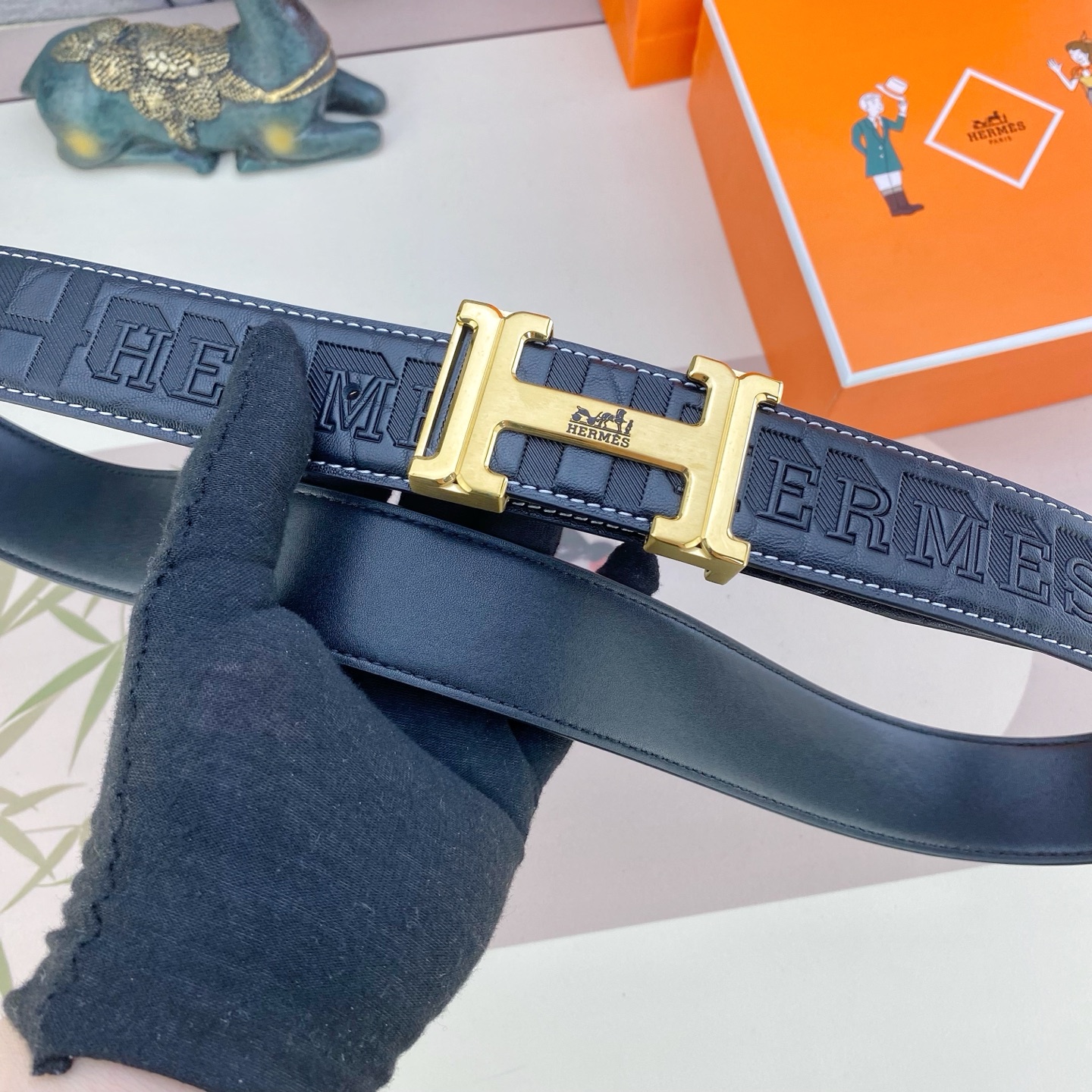 爱马仕💕 特种皮腰带系列 ，原厂五金精品不锈钢扣，手感柔软舒适 宽3.8CM。