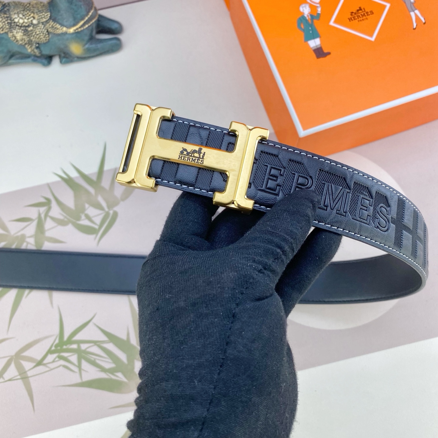 爱马仕💕 特种皮腰带系列 ，原厂五金精品不锈钢扣，手感柔软舒适 宽3.8CM。