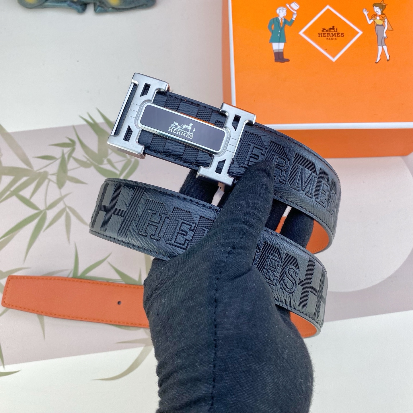 爱马仕💕 特种皮腰带系列 ，原厂五金精品不锈钢扣，手感柔软舒适 宽3.8CM。