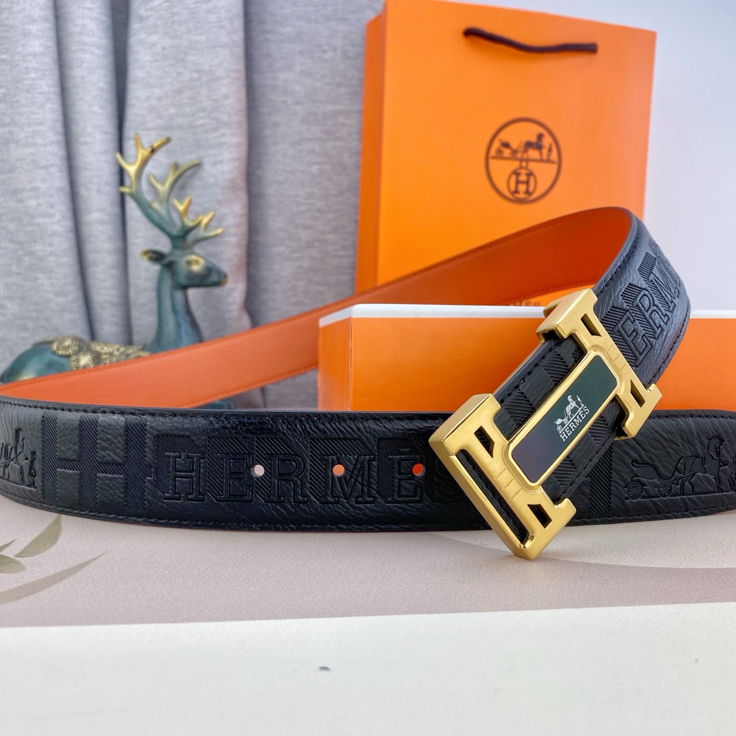 爱马仕💕 特种皮腰带系列 ，原厂五金精品不锈钢扣，手感柔软舒适 宽3.8CM。