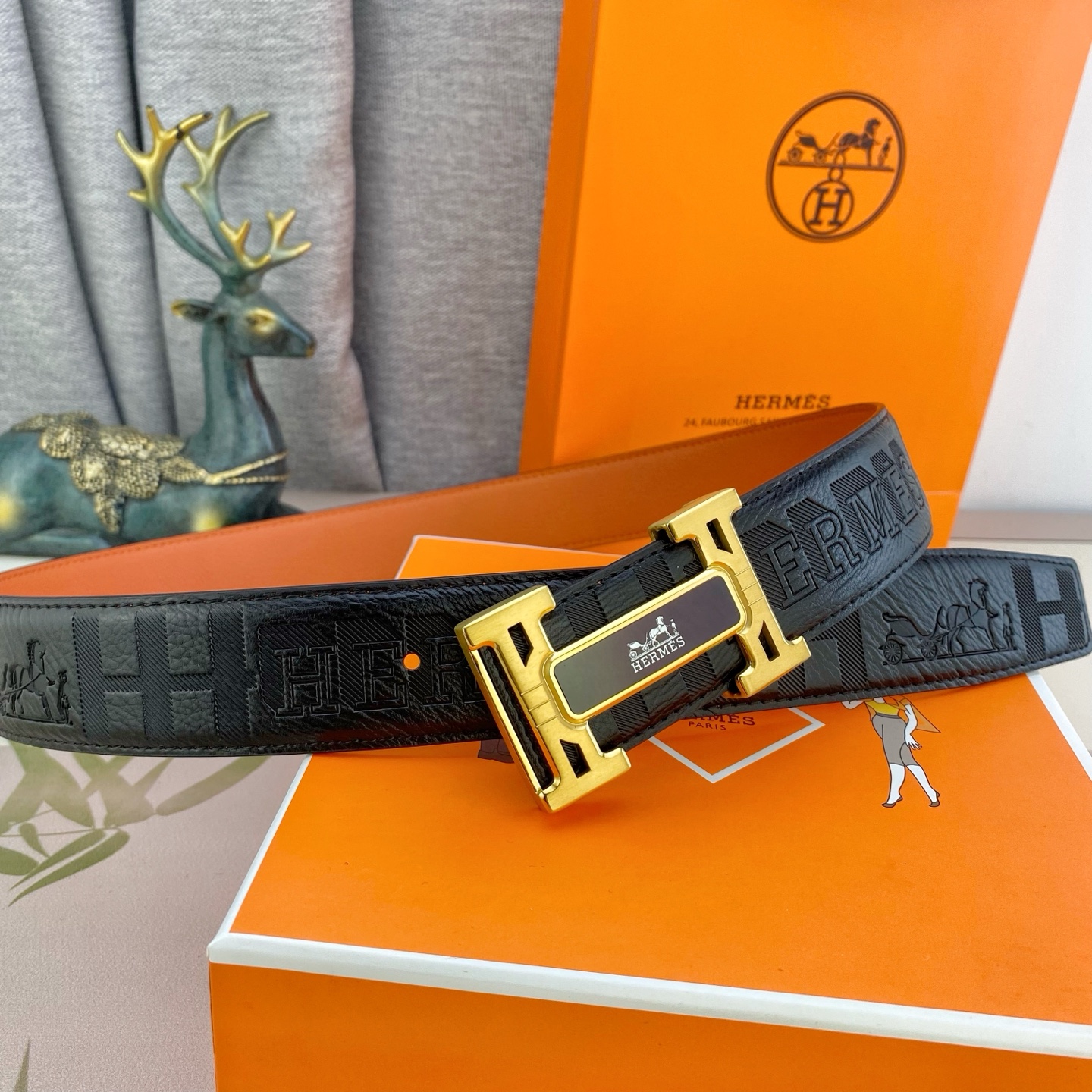 爱马仕💕 特种皮腰带系列 ，原厂五金精品不锈钢扣，手感柔软舒适 宽3.8CM。