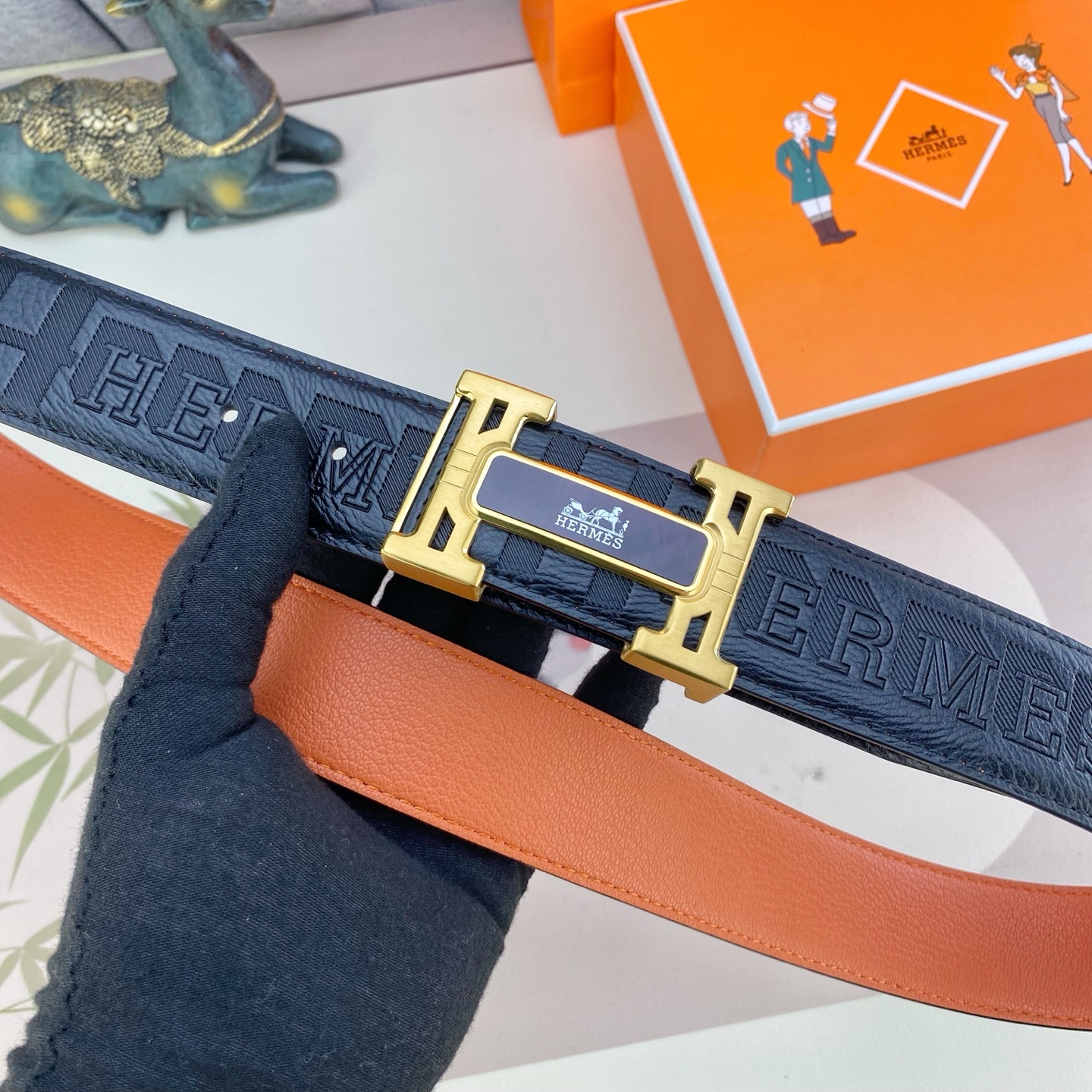 爱马仕💕 特种皮腰带系列 ，原厂五金精品不锈钢扣，手感柔软舒适 宽3.8CM。
