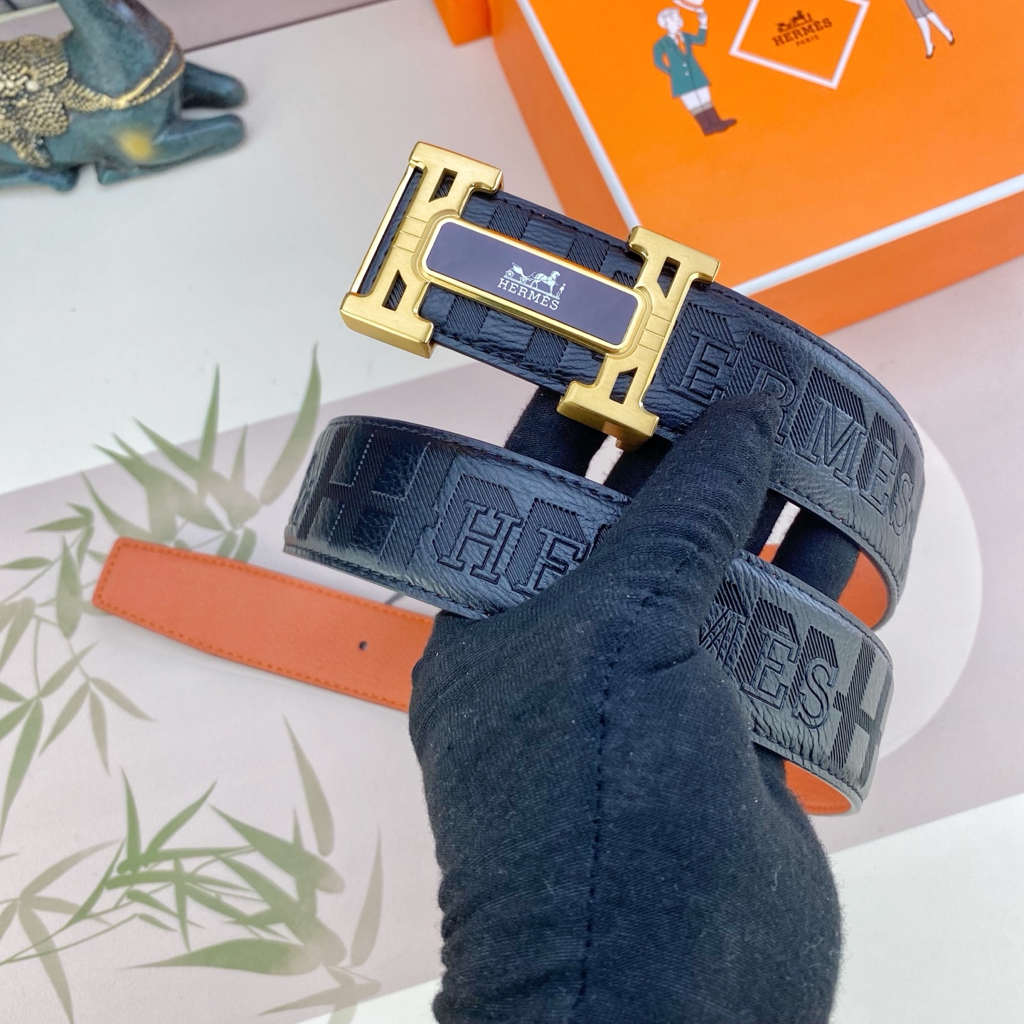 爱马仕💕 特种皮腰带系列 ，原厂五金精品不锈钢扣，手感柔软舒适 宽3.8CM。