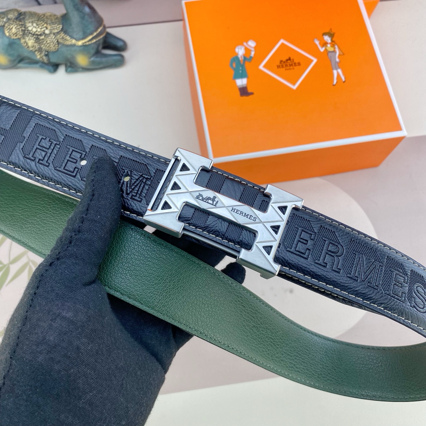 爱马仕💕 特种皮腰带系列 ，原厂五金精品不锈钢扣，手感柔软舒适 宽3.8CM。