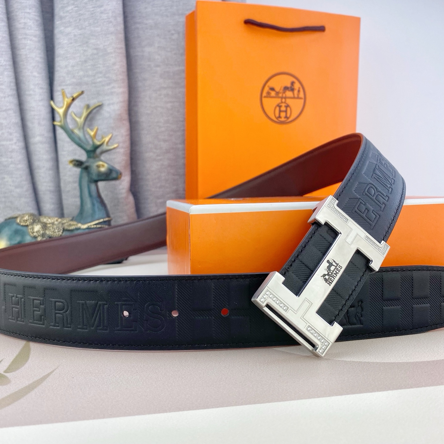 爱马仕💕 特种皮腰带系列 ，原厂五金精品不锈钢钻扣，手感柔软舒适 宽3.8CM。