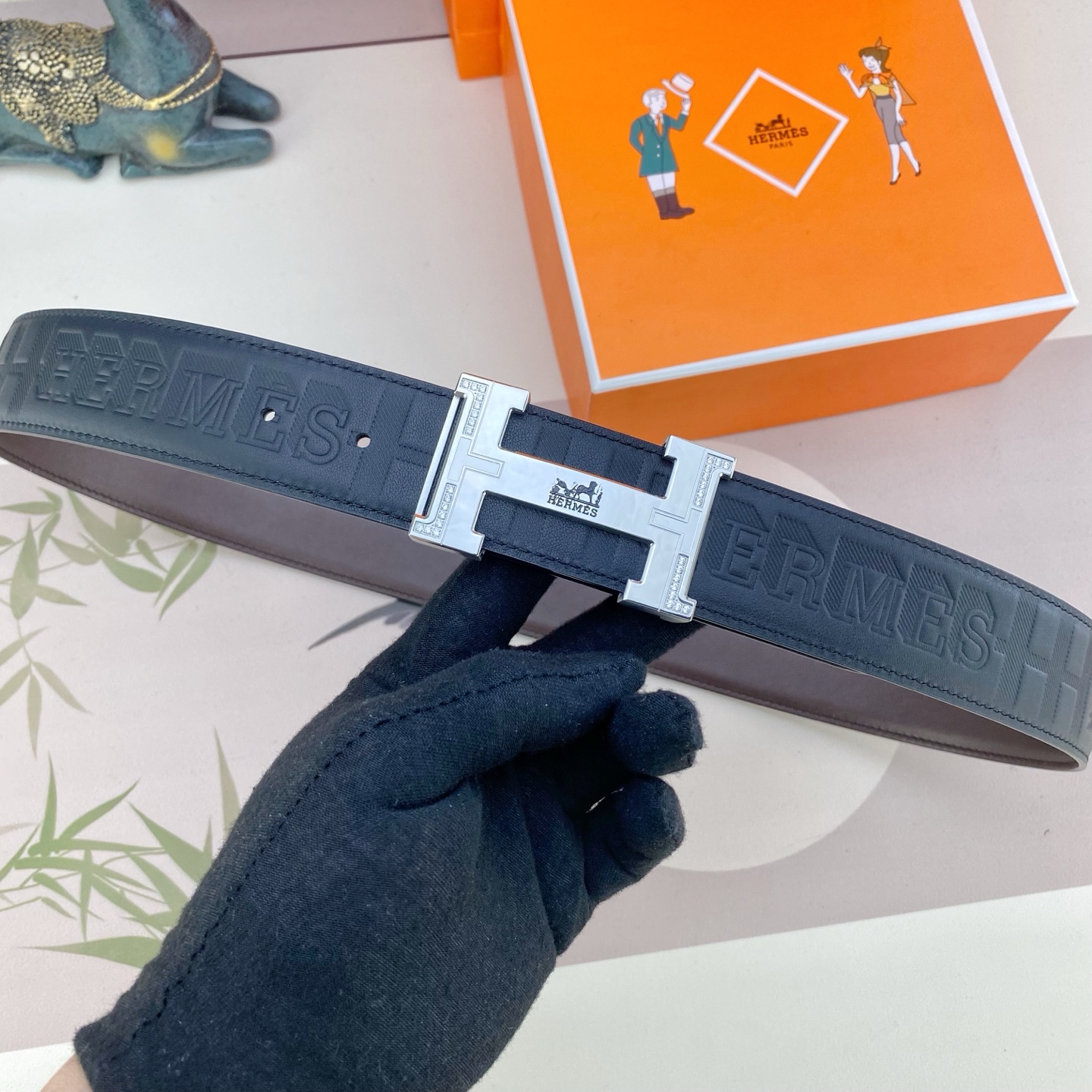 爱马仕💕 特种皮腰带系列 ，原厂五金精品不锈钢钻扣，手感柔软舒适 宽3.8CM。