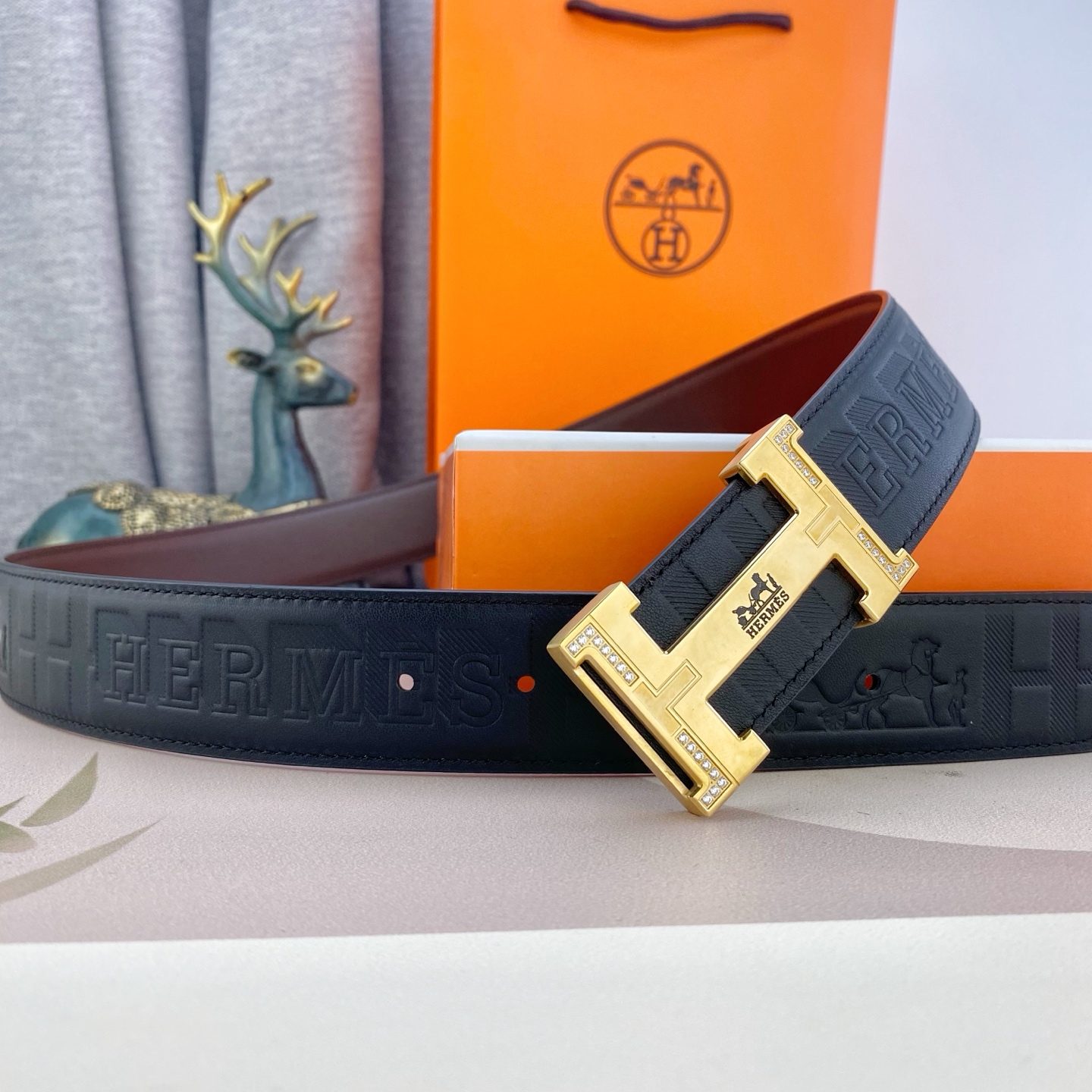 爱马仕💕 特种皮腰带系列 ，原厂五金精品不锈钢钻扣，手感柔软舒适 宽3.8CM。