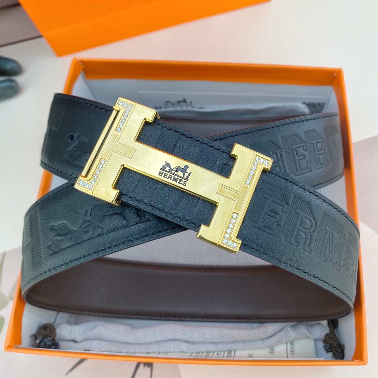 爱马仕💕 特种皮腰带系列 ，原厂五金精品不锈钢钻扣，手感柔软舒适 宽3.8CM。