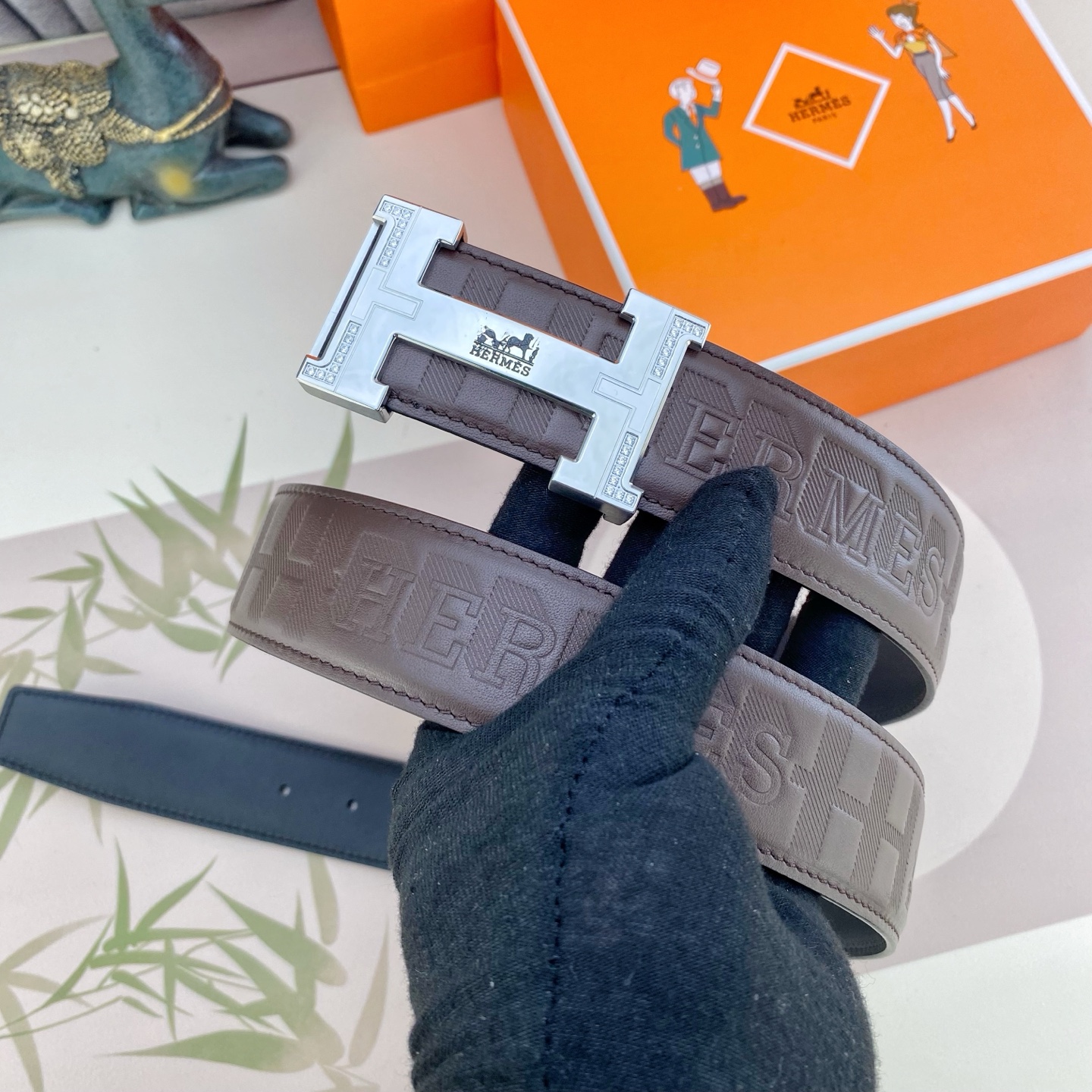 爱马仕💕 特种皮腰带系列 ，原厂五金精品不锈钢钻扣，手感柔软舒适 宽3.8CM。