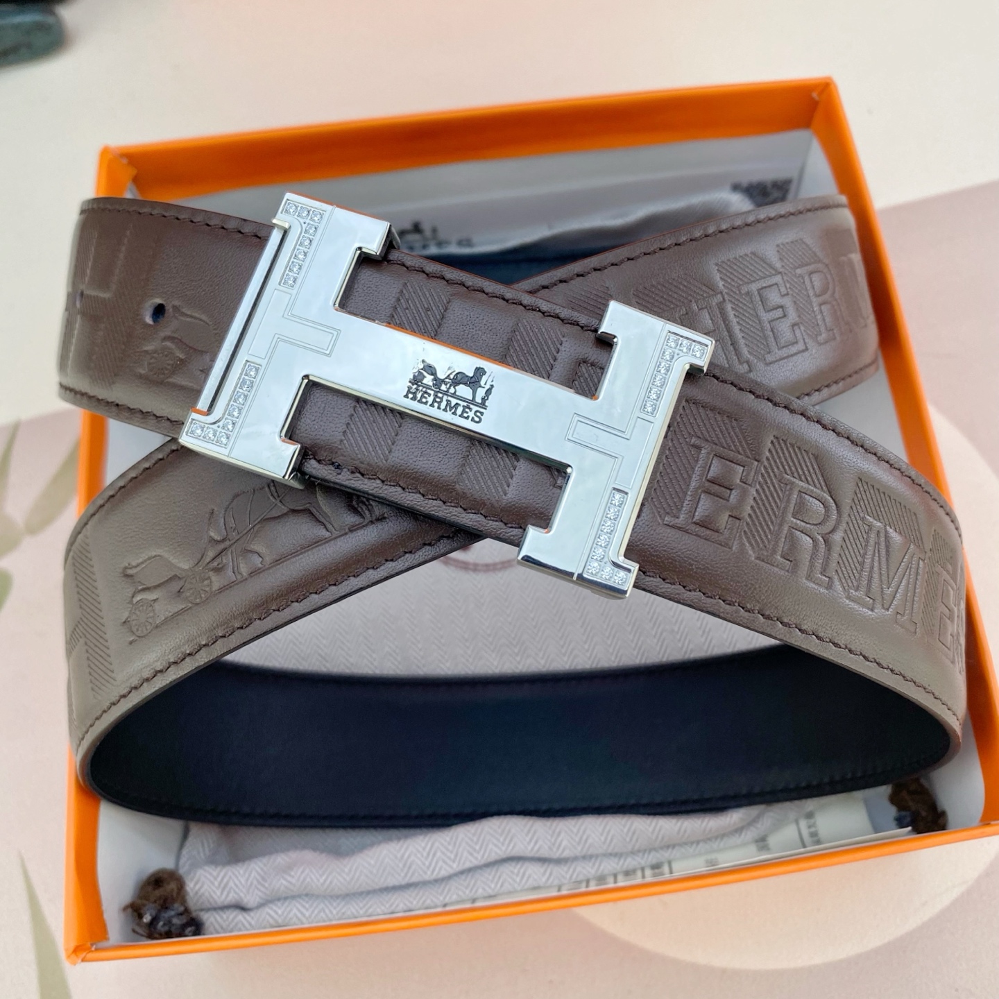 爱马仕💕 特种皮腰带系列 ，原厂五金精品不锈钢钻扣，手感柔软舒适 宽3.8CM。