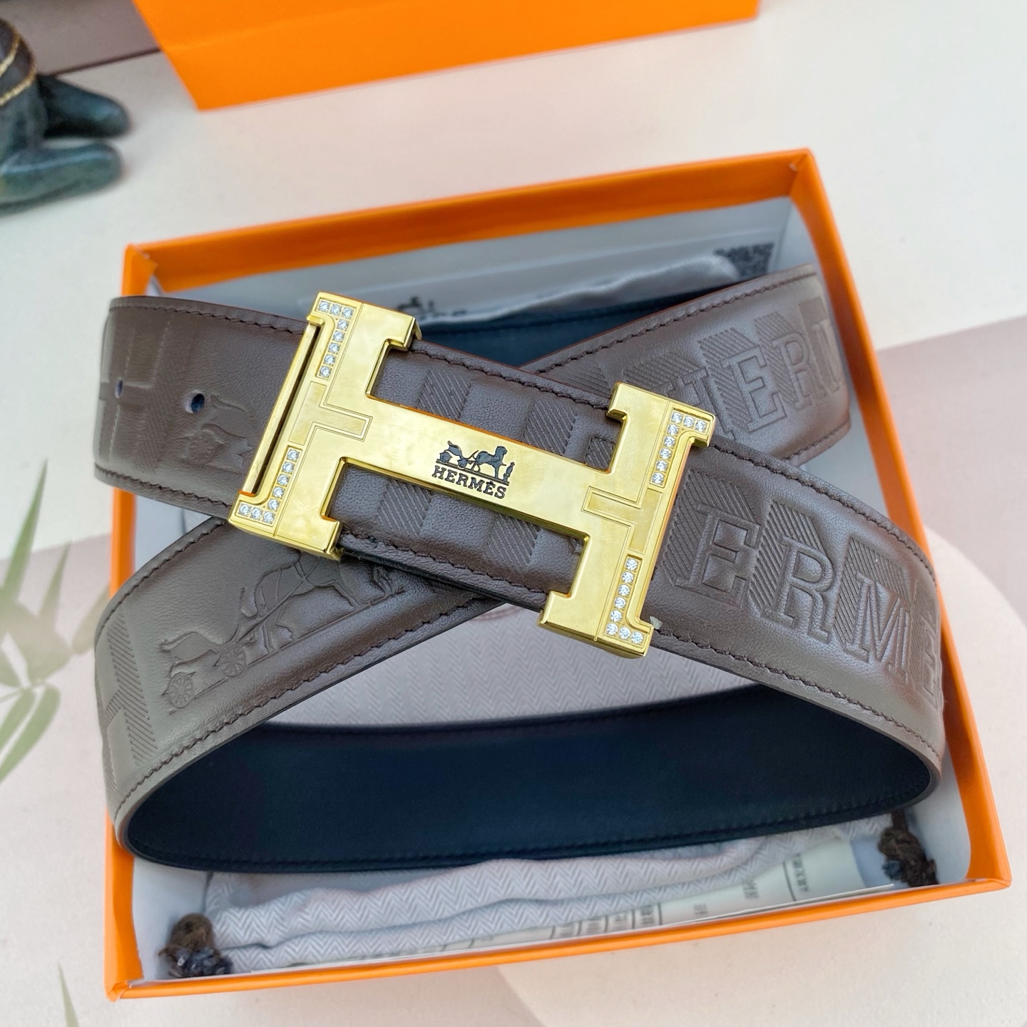 爱马仕💕 特种皮腰带系列 ，原厂五金精品不锈钢钻扣，手感柔软舒适 宽3.8CM。