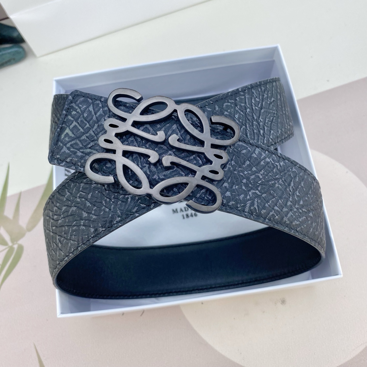 罗意威💕 特种皮腰带系列 ，原厂五金精品不锈钢扣，手感柔软舒适 宽3.8CM。