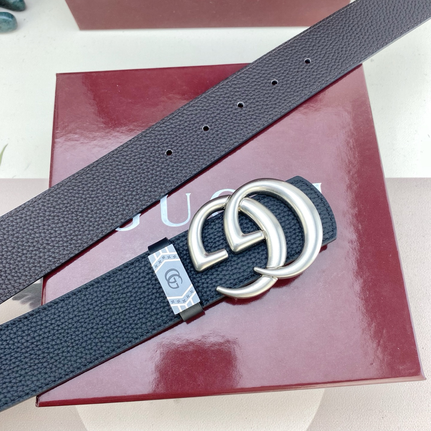 古奇💕 特种皮腰带系列 ，原厂五金精品不锈钢扣，手感柔软舒适 宽3.8CM。