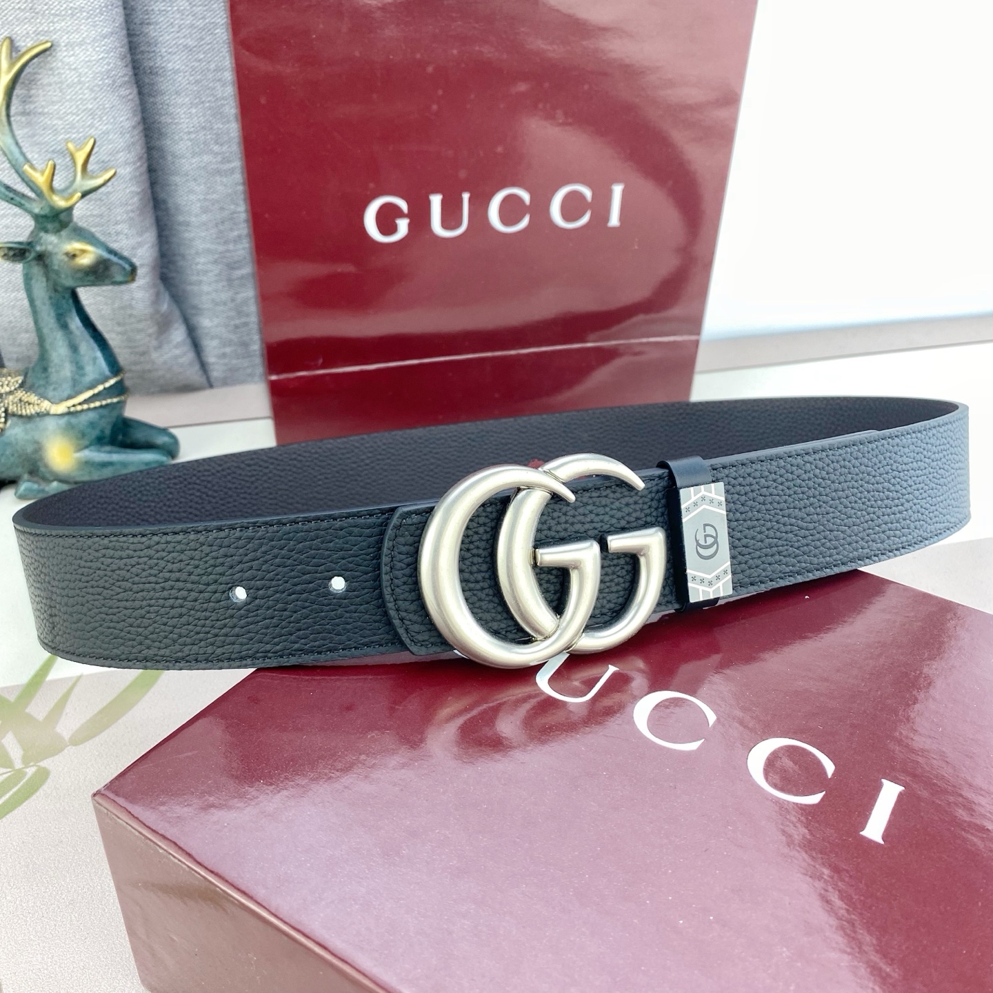 古奇💕 特种皮腰带系列 ，原厂五金精品不锈钢扣，手感柔软舒适 宽3.8CM。