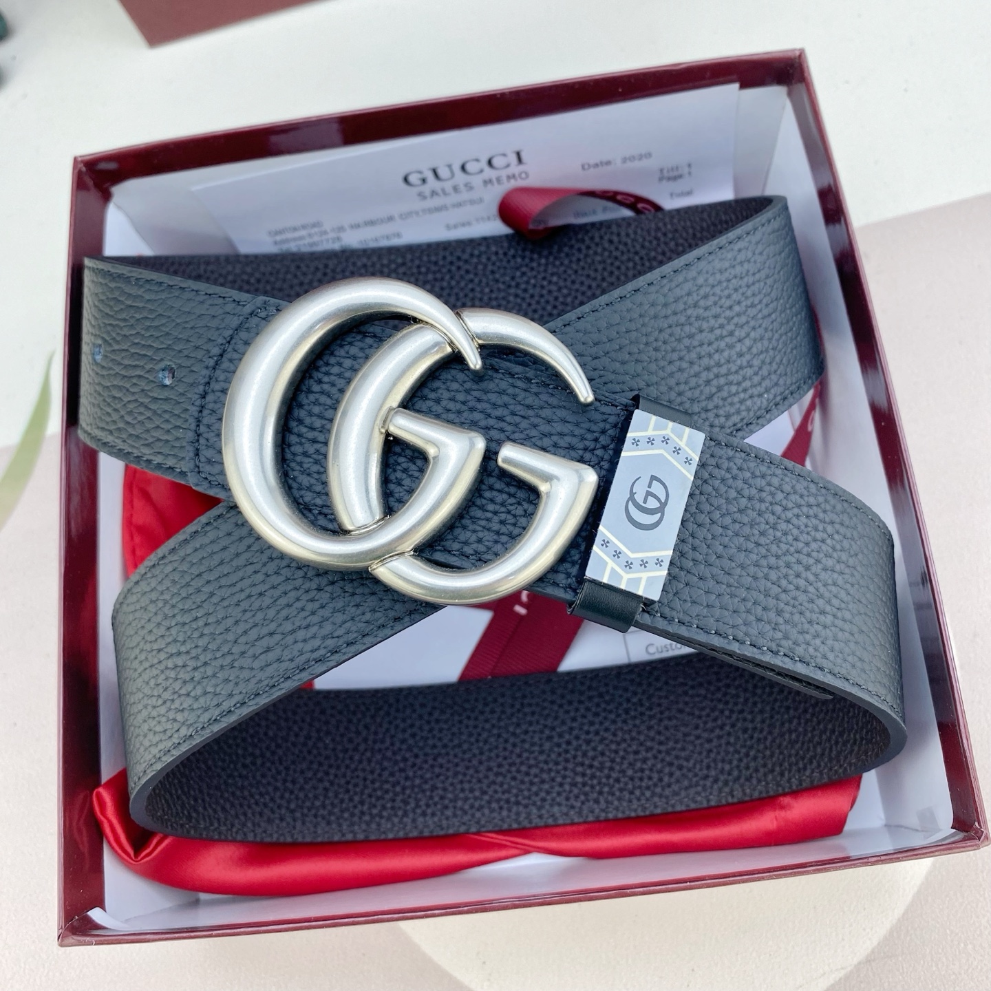 古奇💕 特种皮腰带系列 ，原厂五金精品不锈钢扣，手感柔软舒适 宽3.8CM。