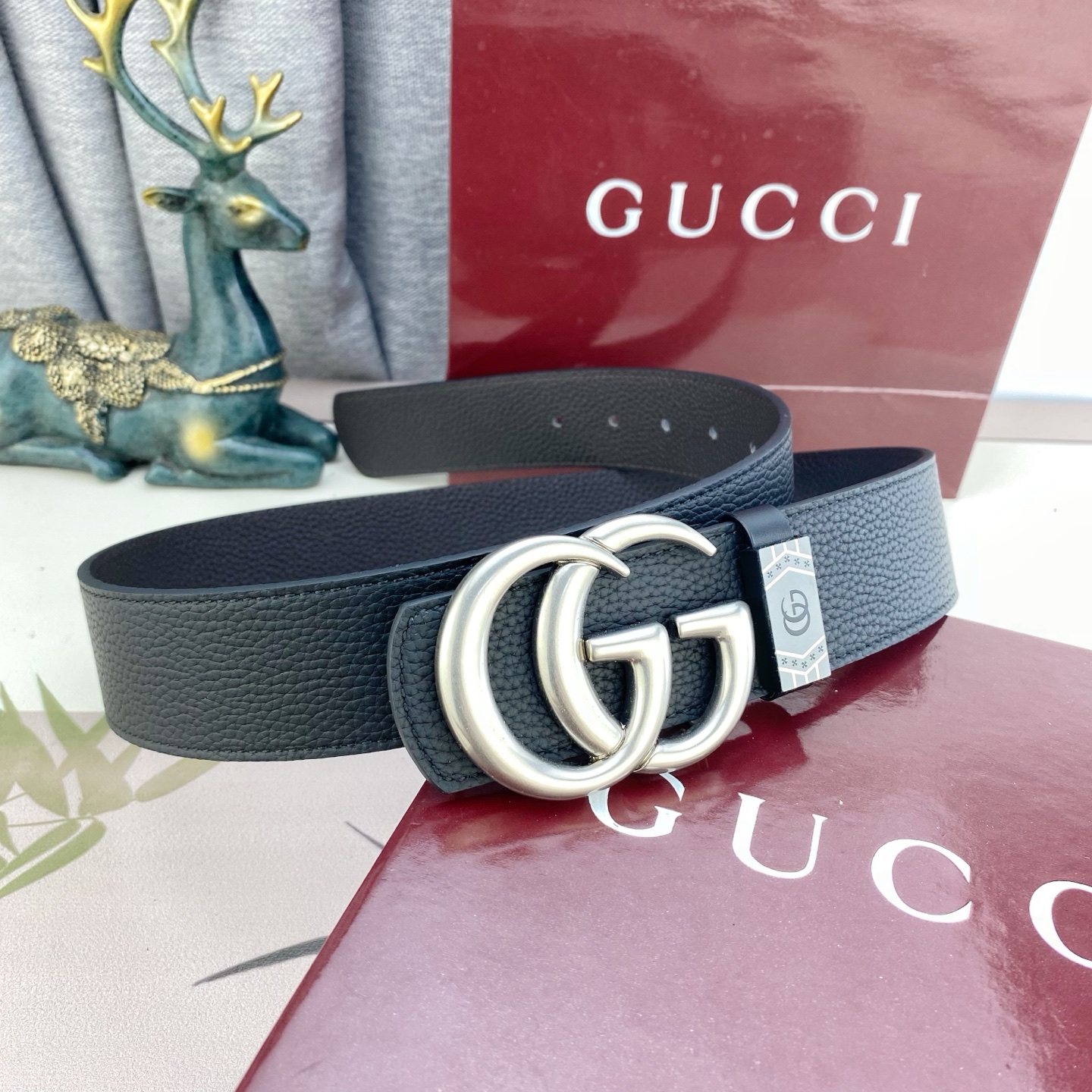 古奇💕 特种皮腰带系列 ，原厂五金精品不锈钢扣，手感柔软舒适 宽3.8CM。