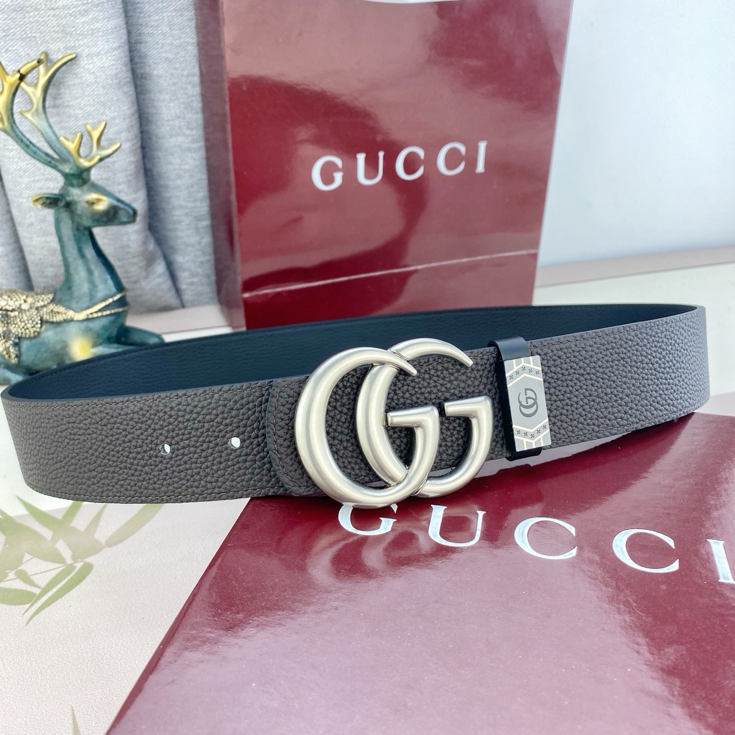 古奇💕 特种皮腰带系列 ，原厂五金精品不锈钢扣，手感柔软舒适 宽3.8CM。