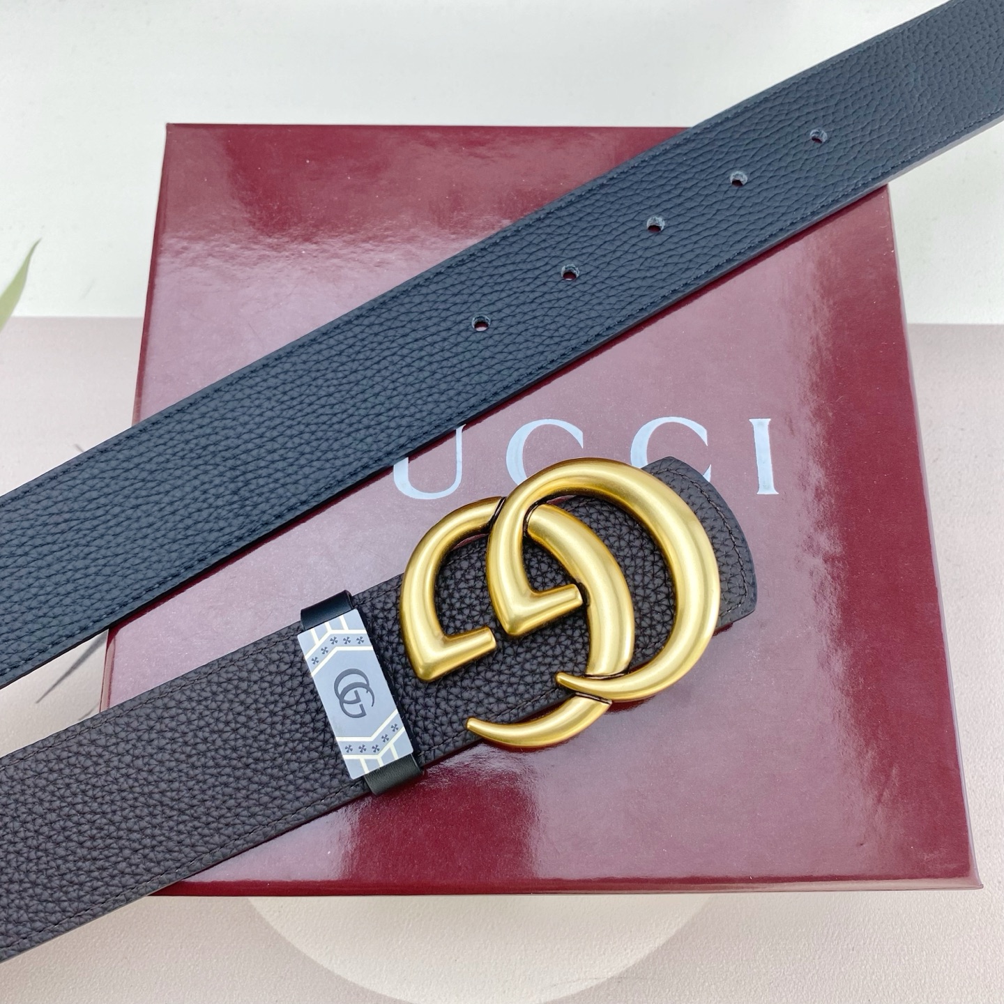 古奇💕 特种皮腰带系列 ，原厂五金精品不锈钢扣，手感柔软舒适 宽3.8CM。