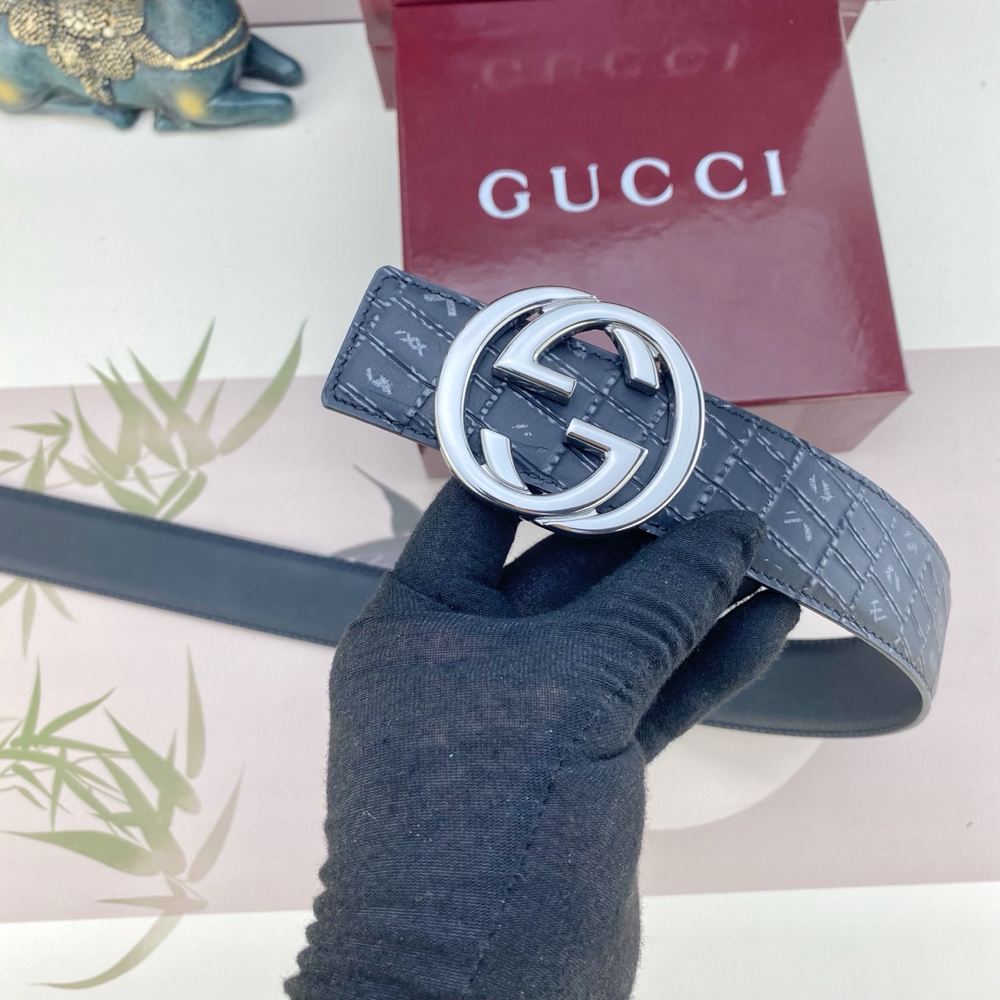 古奇💕 特种皮腰带系列 ，原厂五金精品不锈钢扣，手感柔软舒适 宽3.8CM。