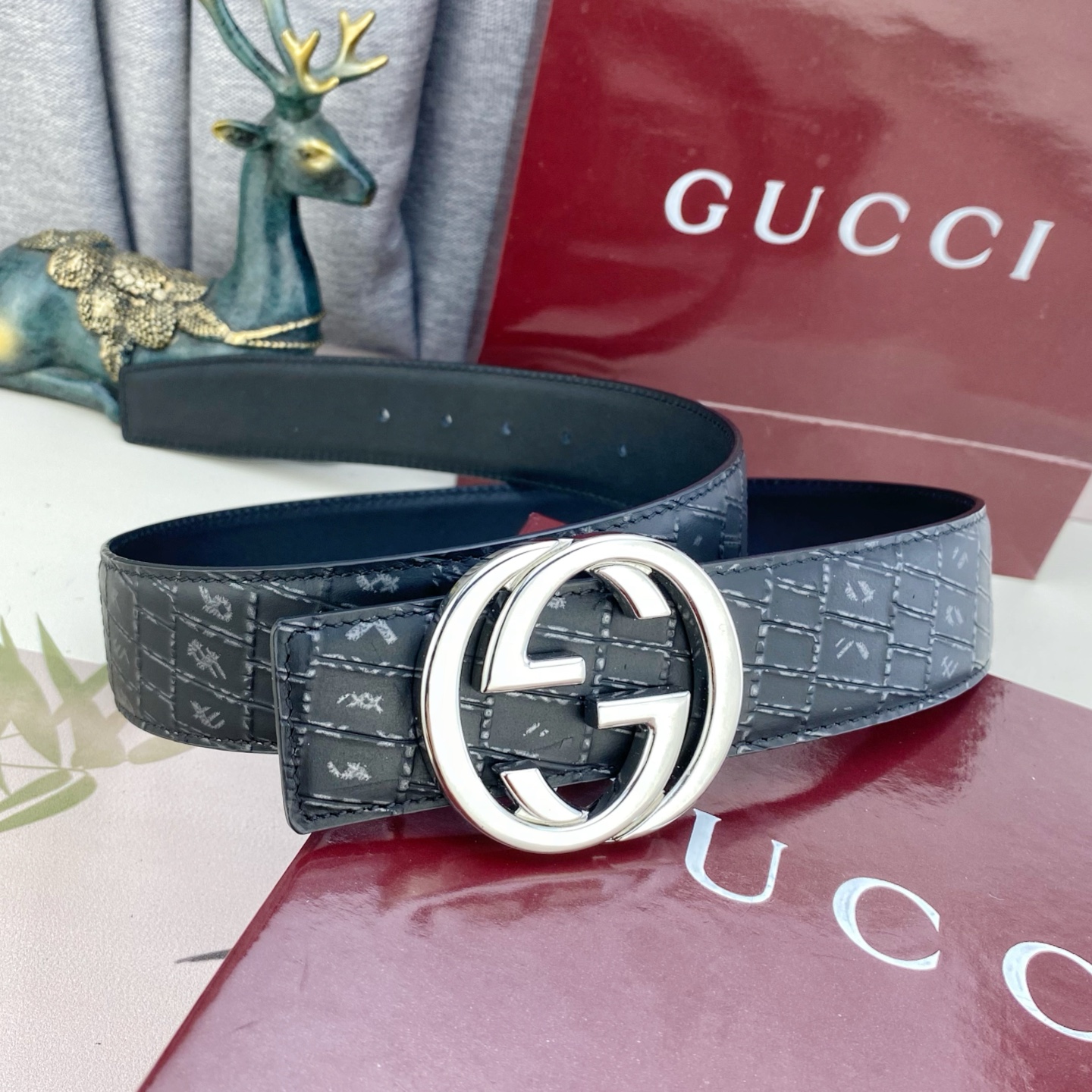 古奇💕 特种皮腰带系列 ，原厂五金精品不锈钢扣，手感柔软舒适 宽3.8CM。