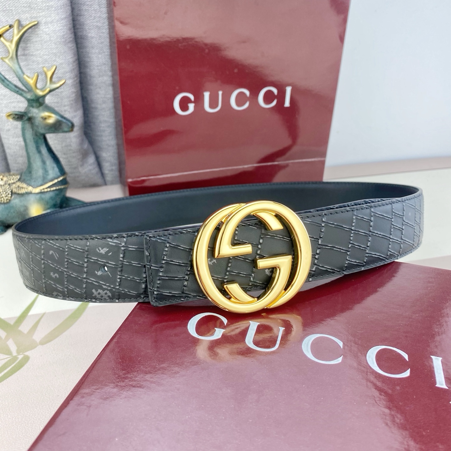 古奇💕 特种皮腰带系列 ，原厂五金精品不锈钢扣，手感柔软舒适 宽3.8CM。