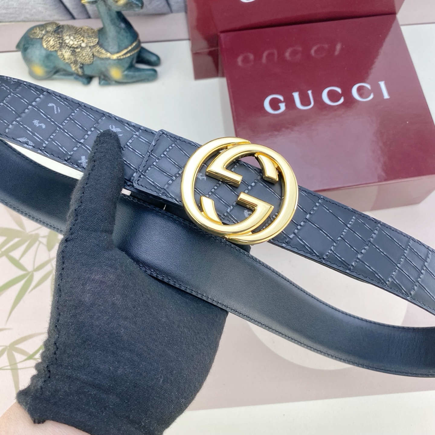 古奇💕 特种皮腰带系列 ，原厂五金精品不锈钢扣，手感柔软舒适 宽3.8CM。