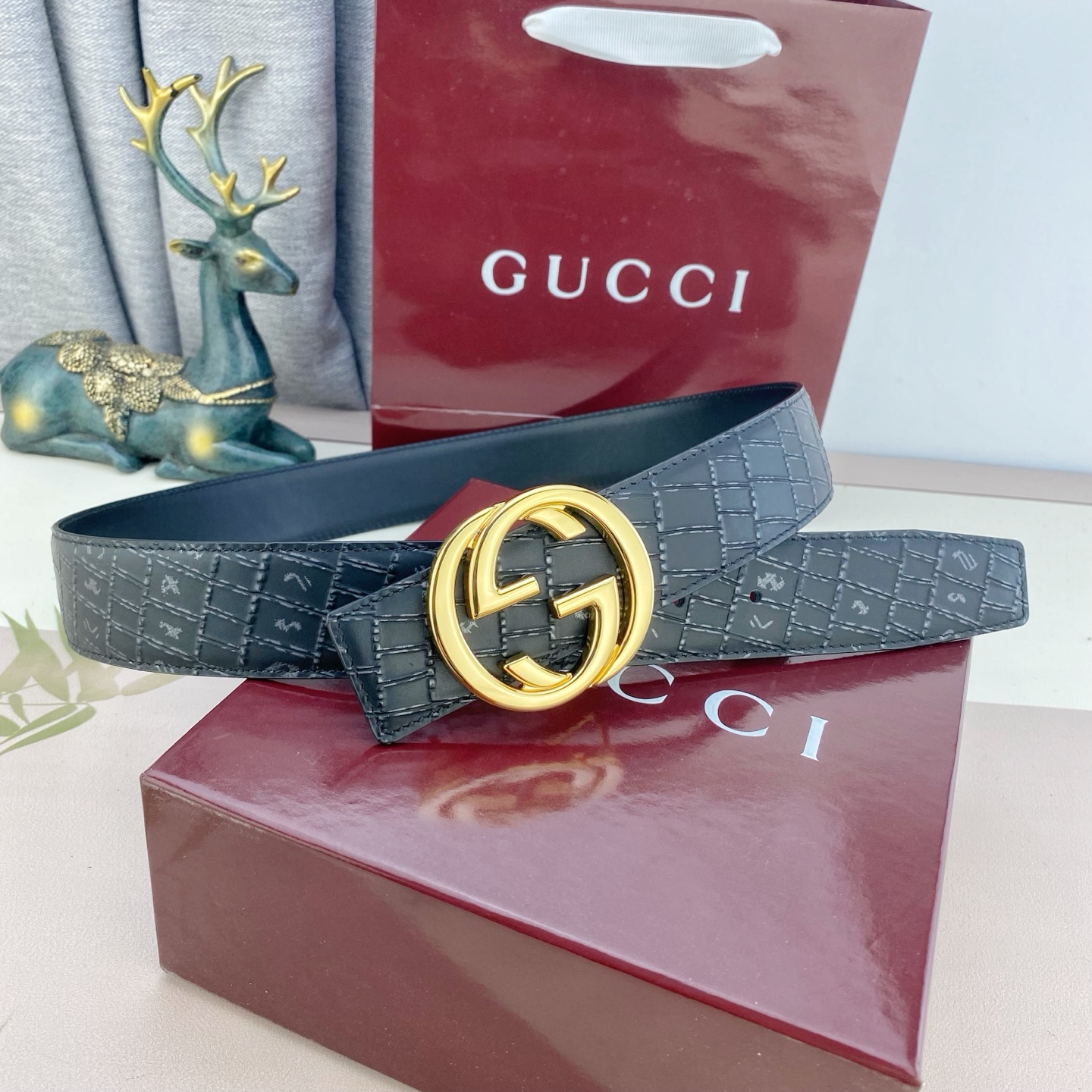 古奇💕 特种皮腰带系列 ，原厂五金精品不锈钢扣，手感柔软舒适 宽3.8CM。