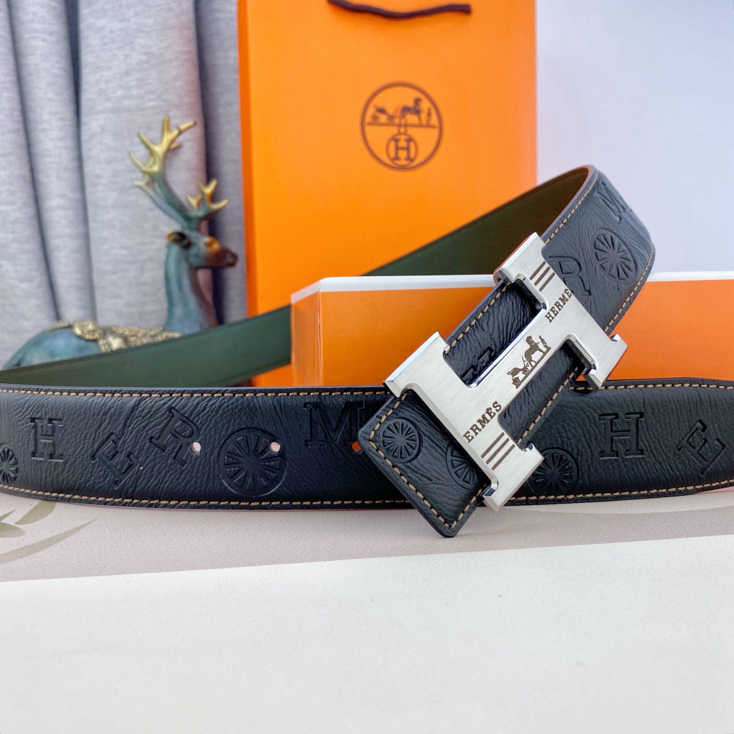 爱马仕💕 特种皮腰带系列 ，原厂五金精品不锈钢扣，手感柔软舒适 宽3.8CM。