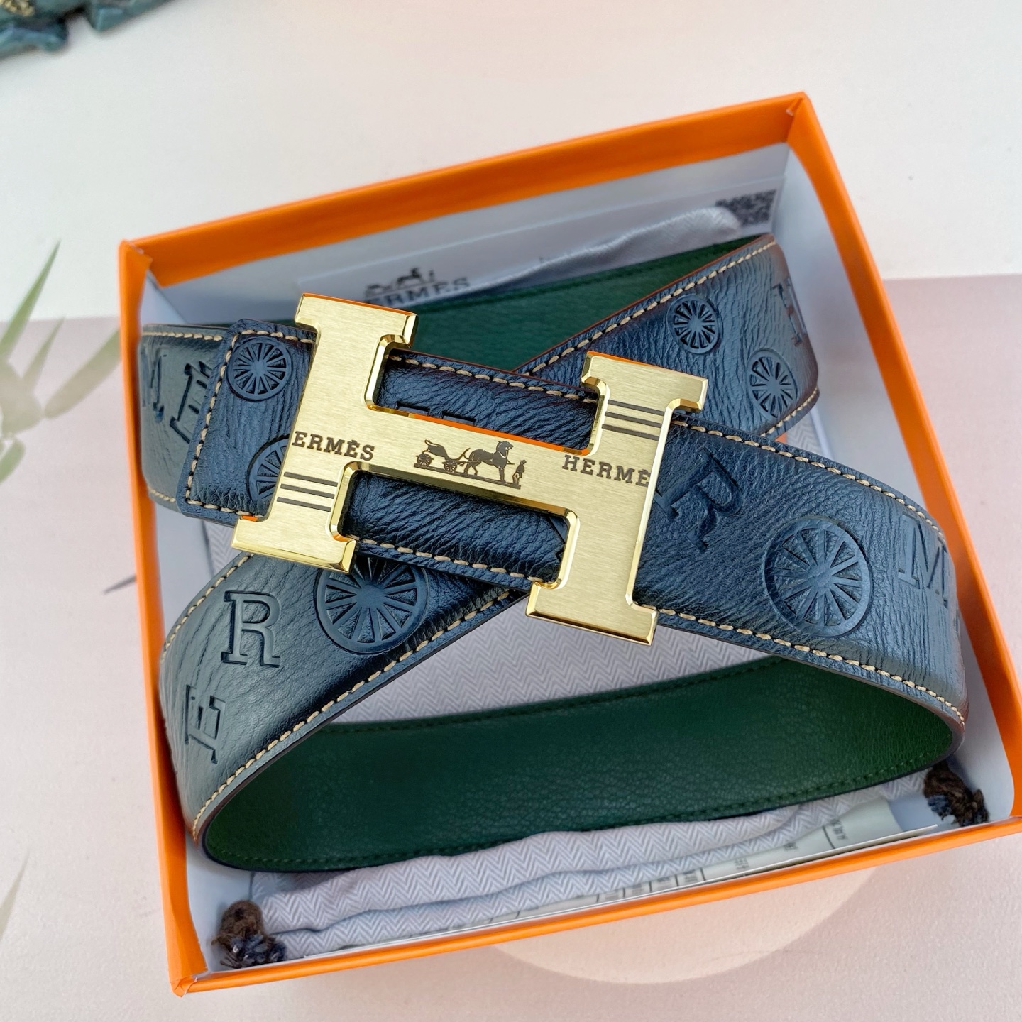 爱马仕💕 特种皮腰带系列 ，原厂五金精品不锈钢扣，手感柔软舒适 宽3.8CM。