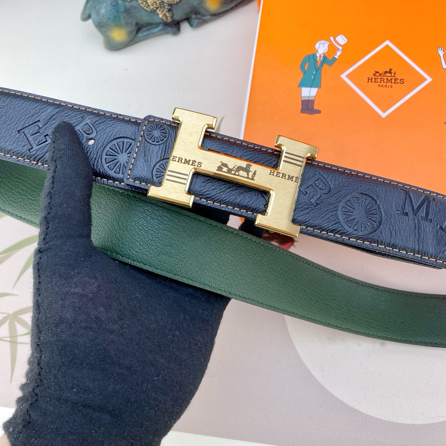 爱马仕💕 特种皮腰带系列 ，原厂五金精品不锈钢扣，手感柔软舒适 宽3.8CM。